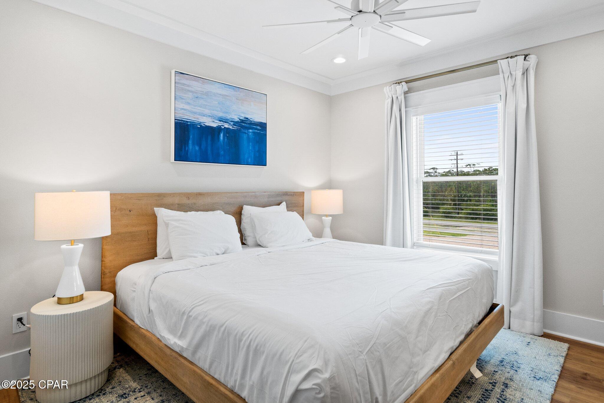 Listing photo id 44 for 1570 Gulf Beach Drive