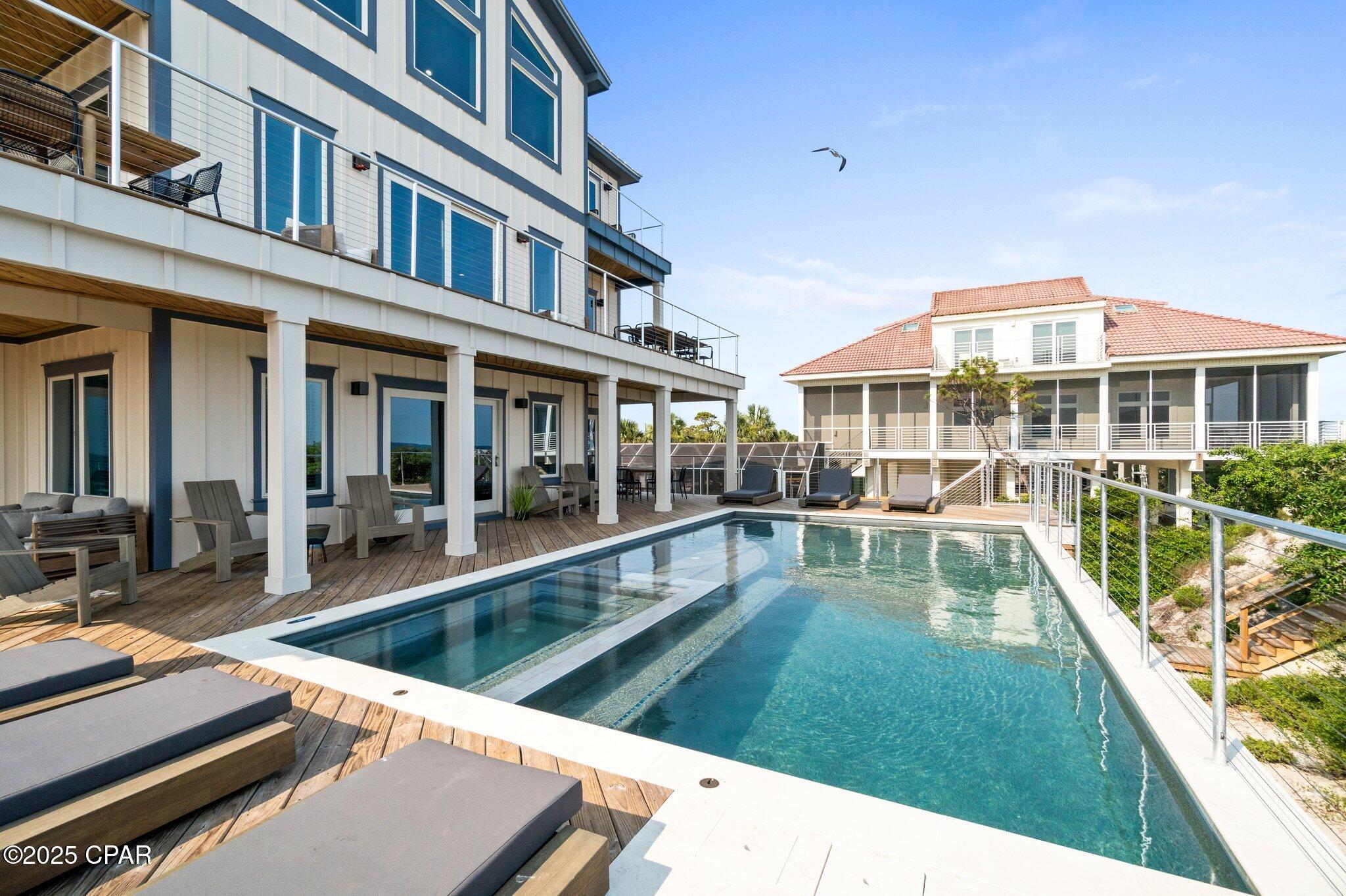 Listing photo id 60 for 1570 Gulf Beach Drive
