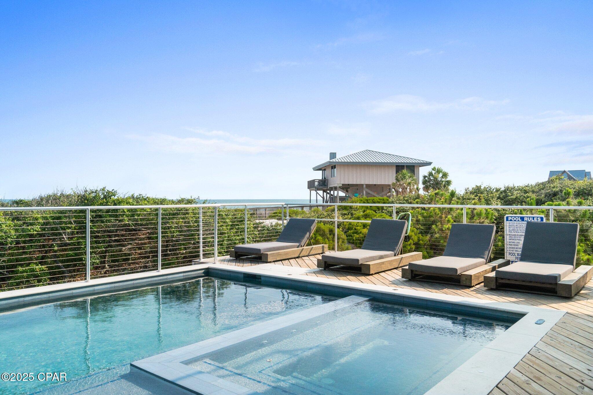 Listing photo id 61 for 1570 Gulf Beach Drive