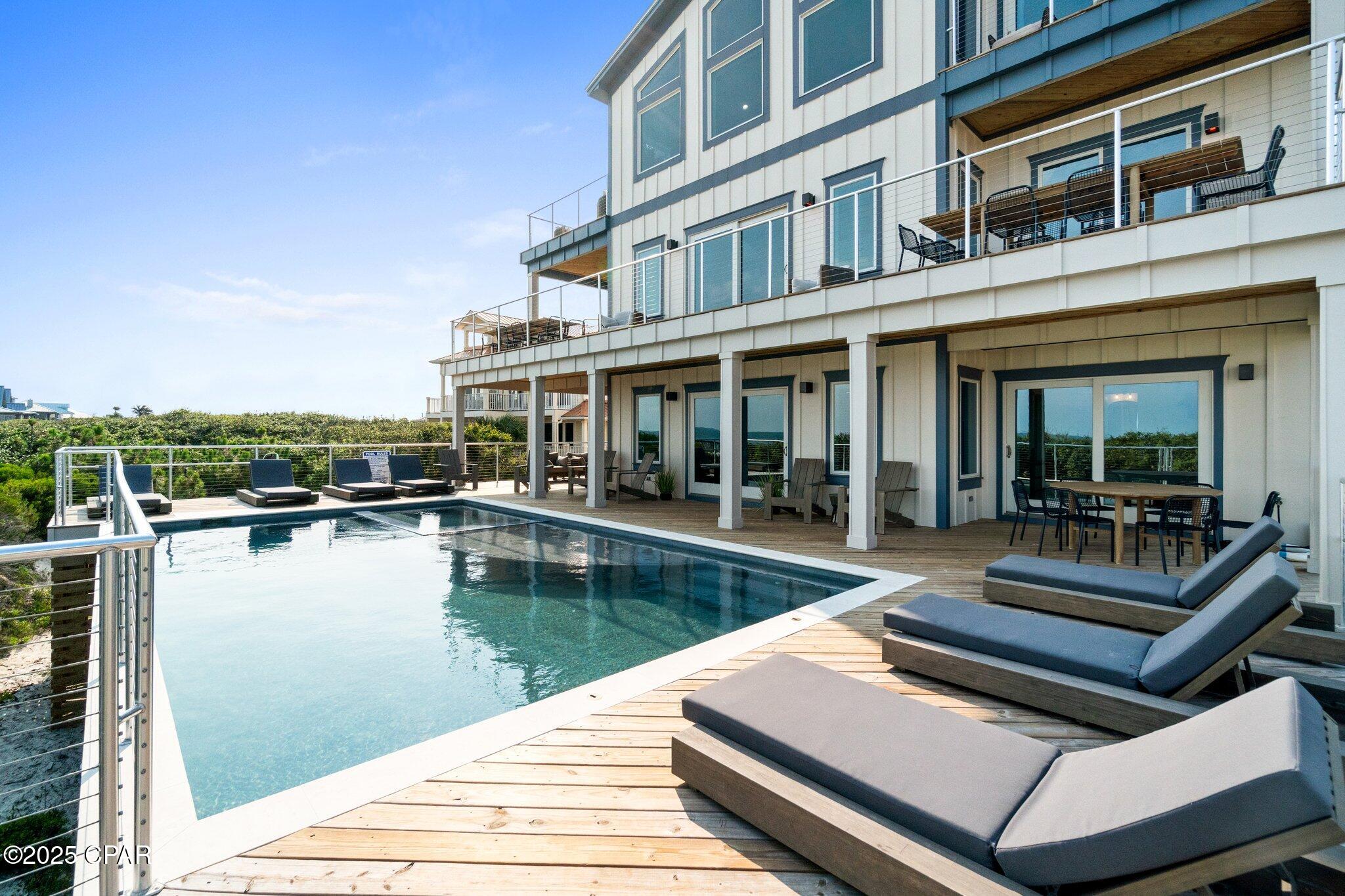 Listing photo id 62 for 1570 Gulf Beach Drive