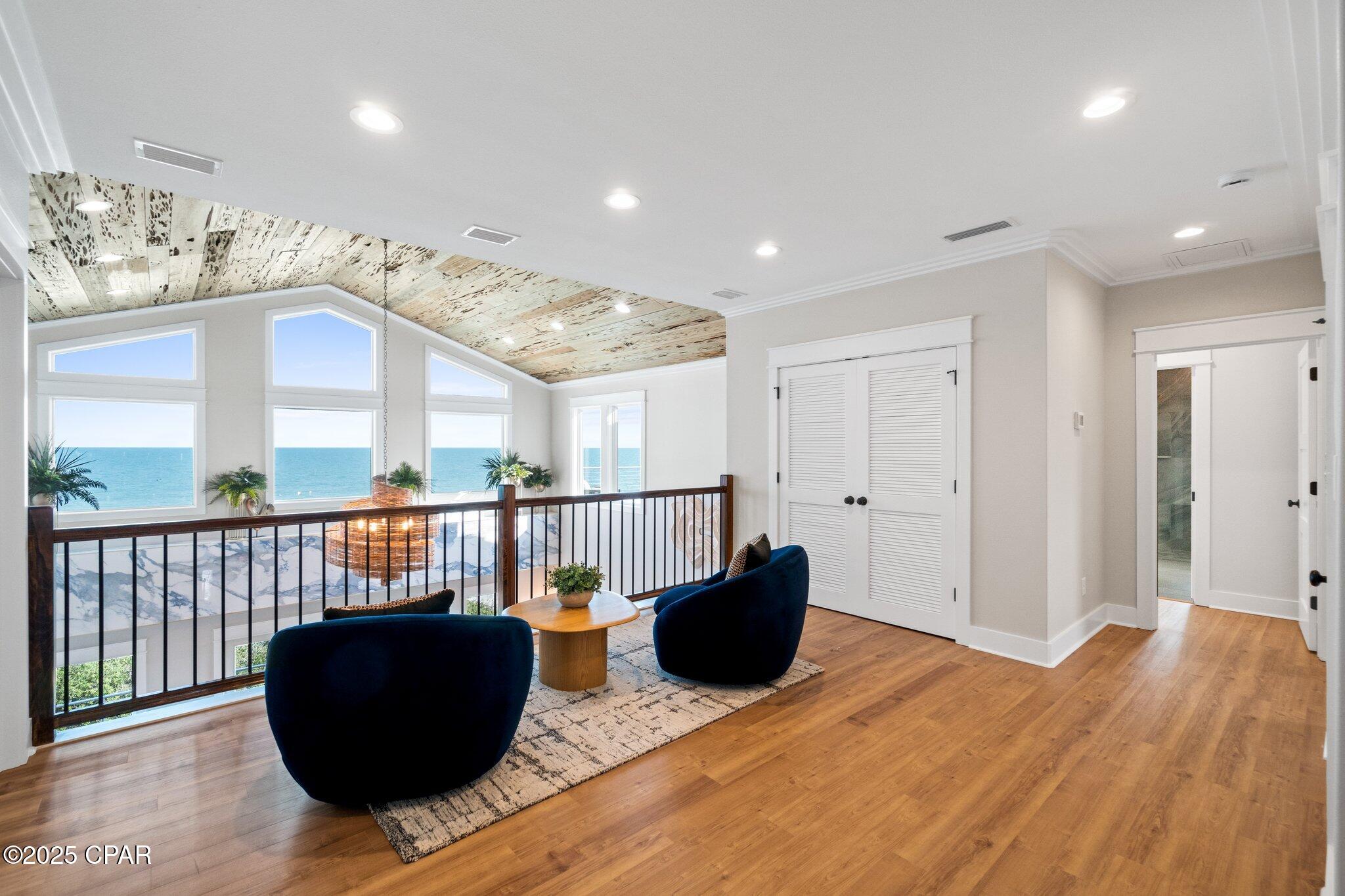 Listing photo id 65 for 1570 Gulf Beach Drive