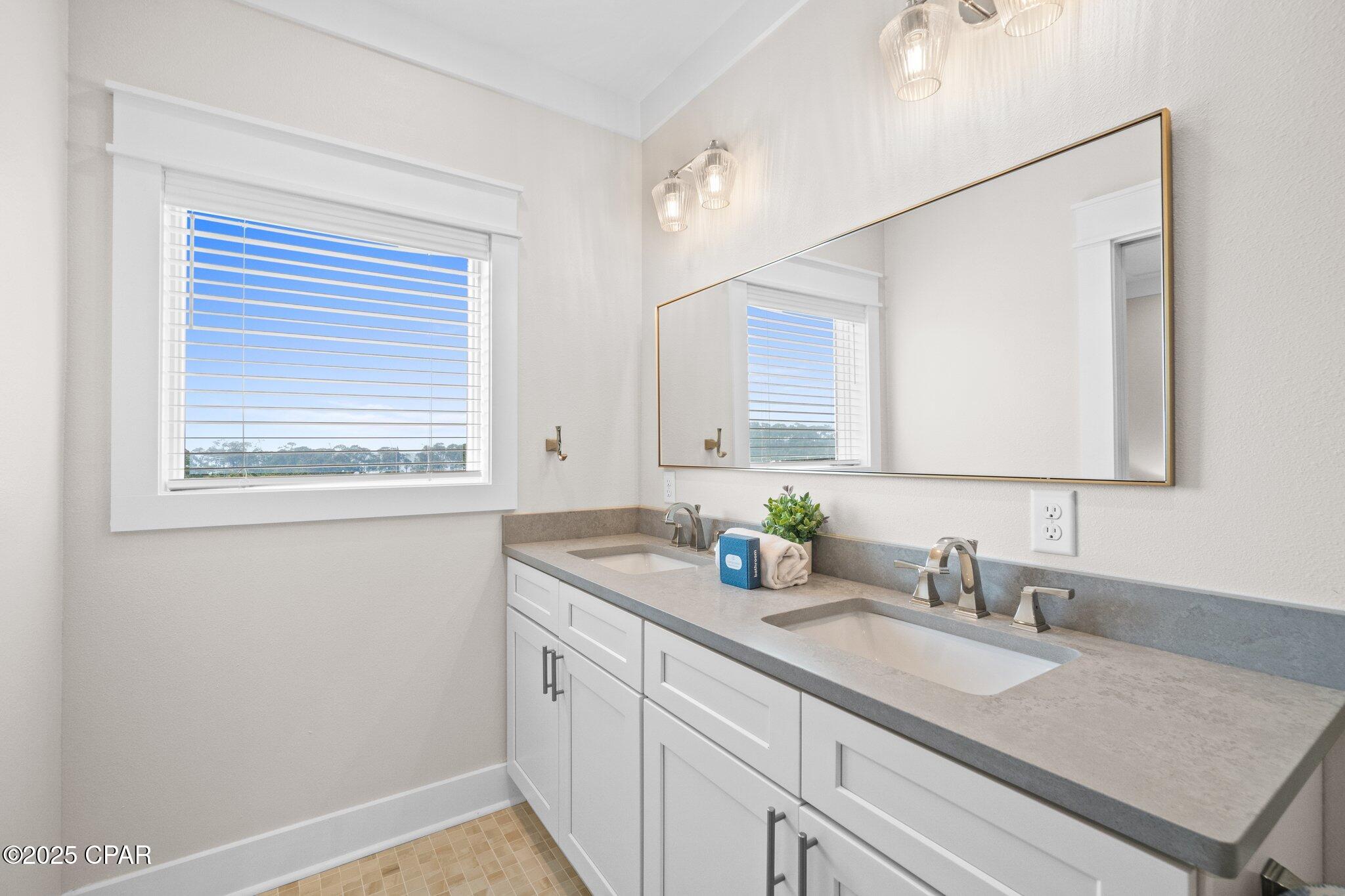 Image 76 For 1570 Gulf Beach Drive