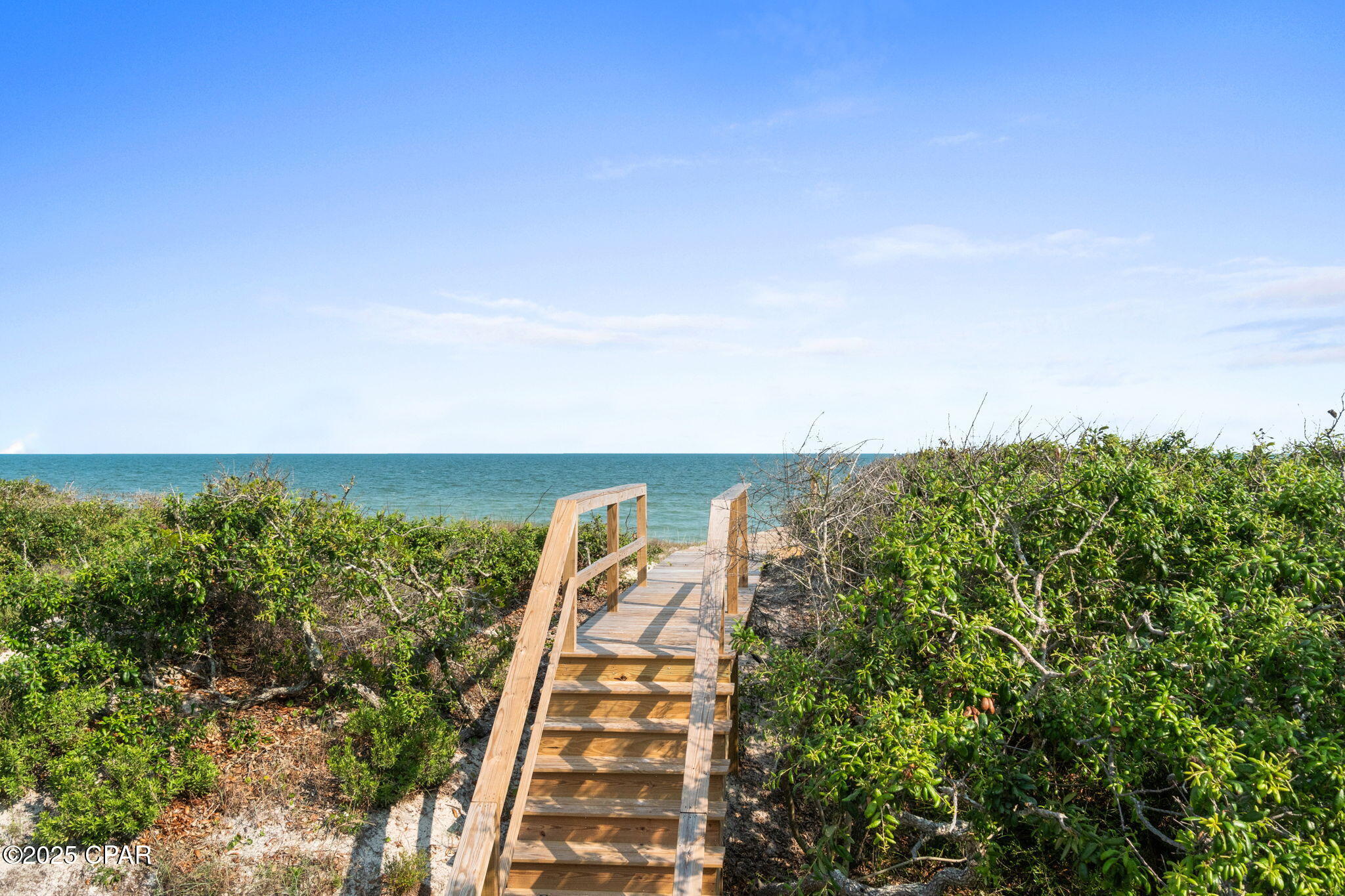 Listing photo id 91 for 1570 Gulf Beach Drive