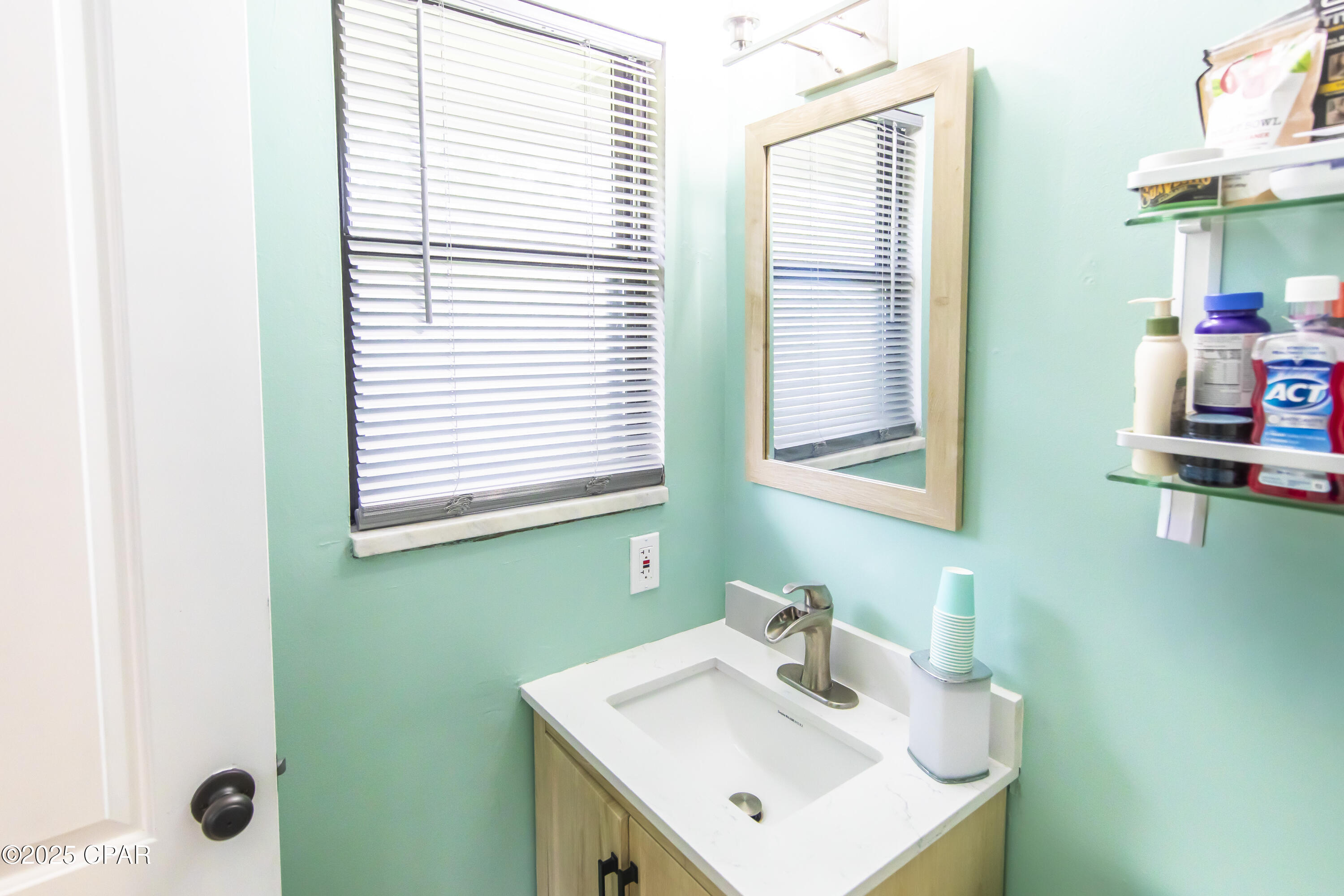 Image 40 For 215 Moonlight Bay Drive