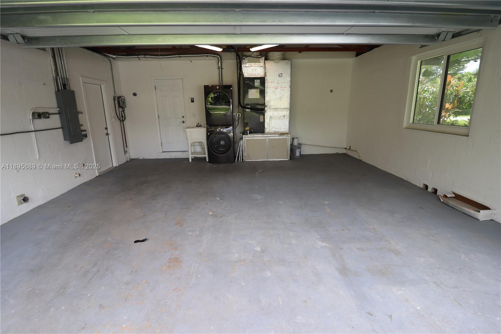 Homes for sale in Palmetto Bay, FL | 17191 Sw 85th Ave, Palmetto Bay, FL 33157 | MLS# A11895689