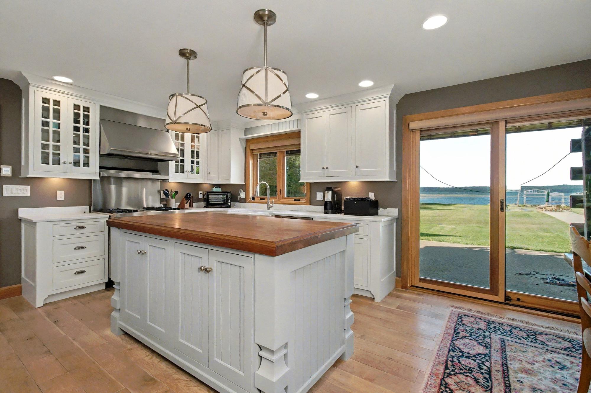 North Twin Lake Property 2952 Kerr Ln Photo 10