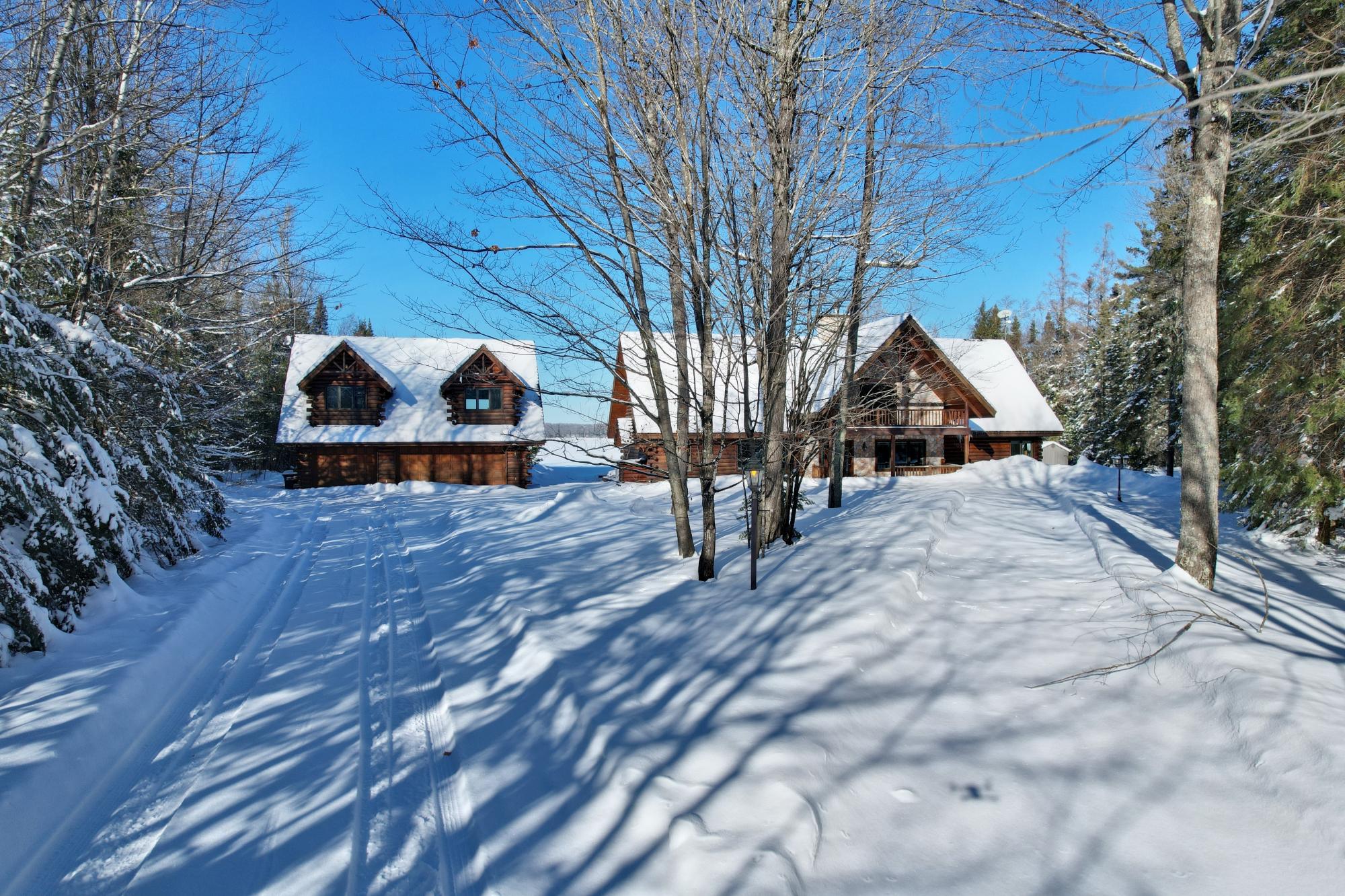 North Twin Lake Property 2952 Kerr Ln Photo 3