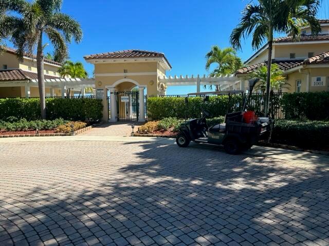 Bay Reach Condominium