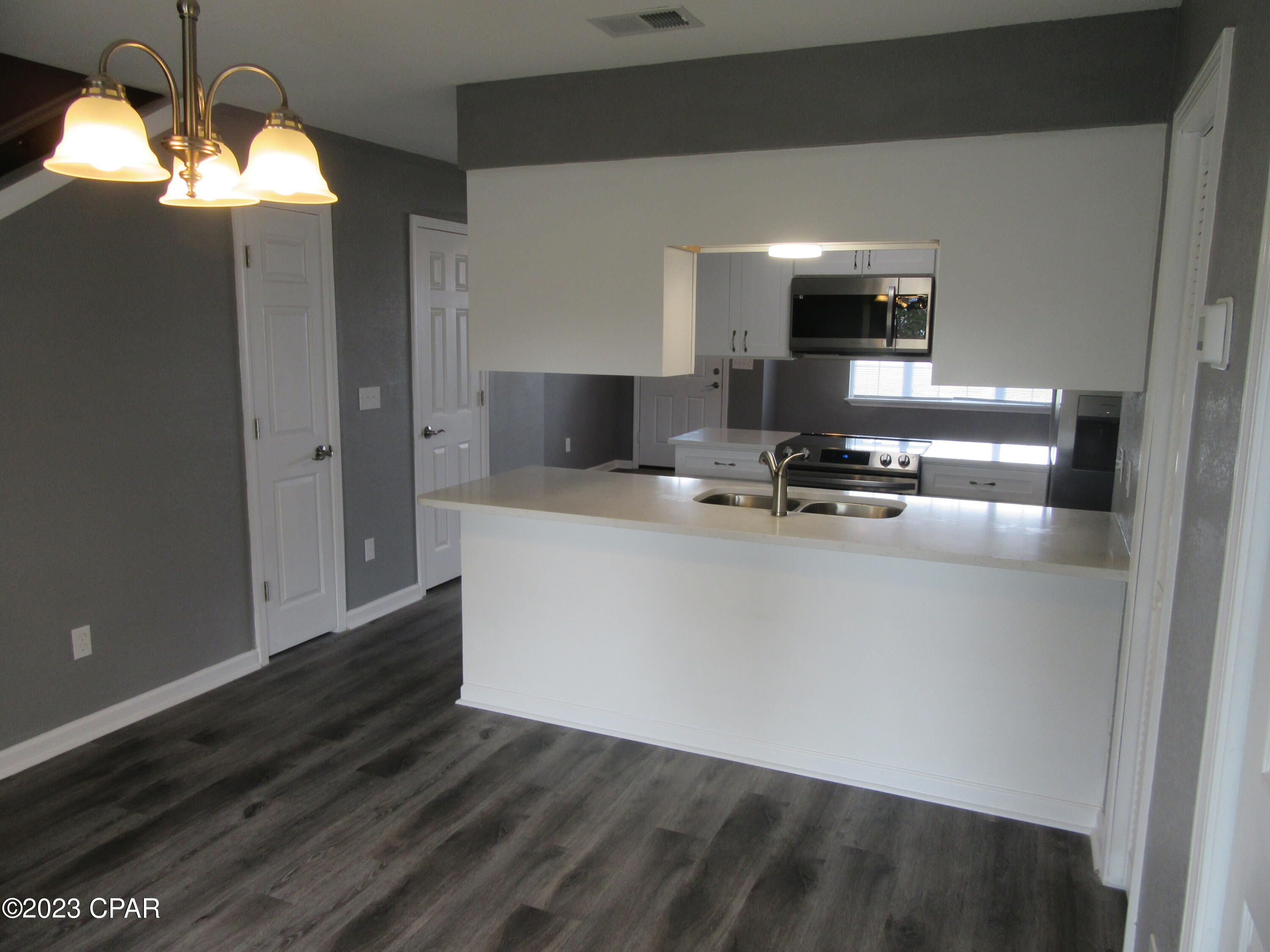 Image 15 For 134 Parker Village Circle