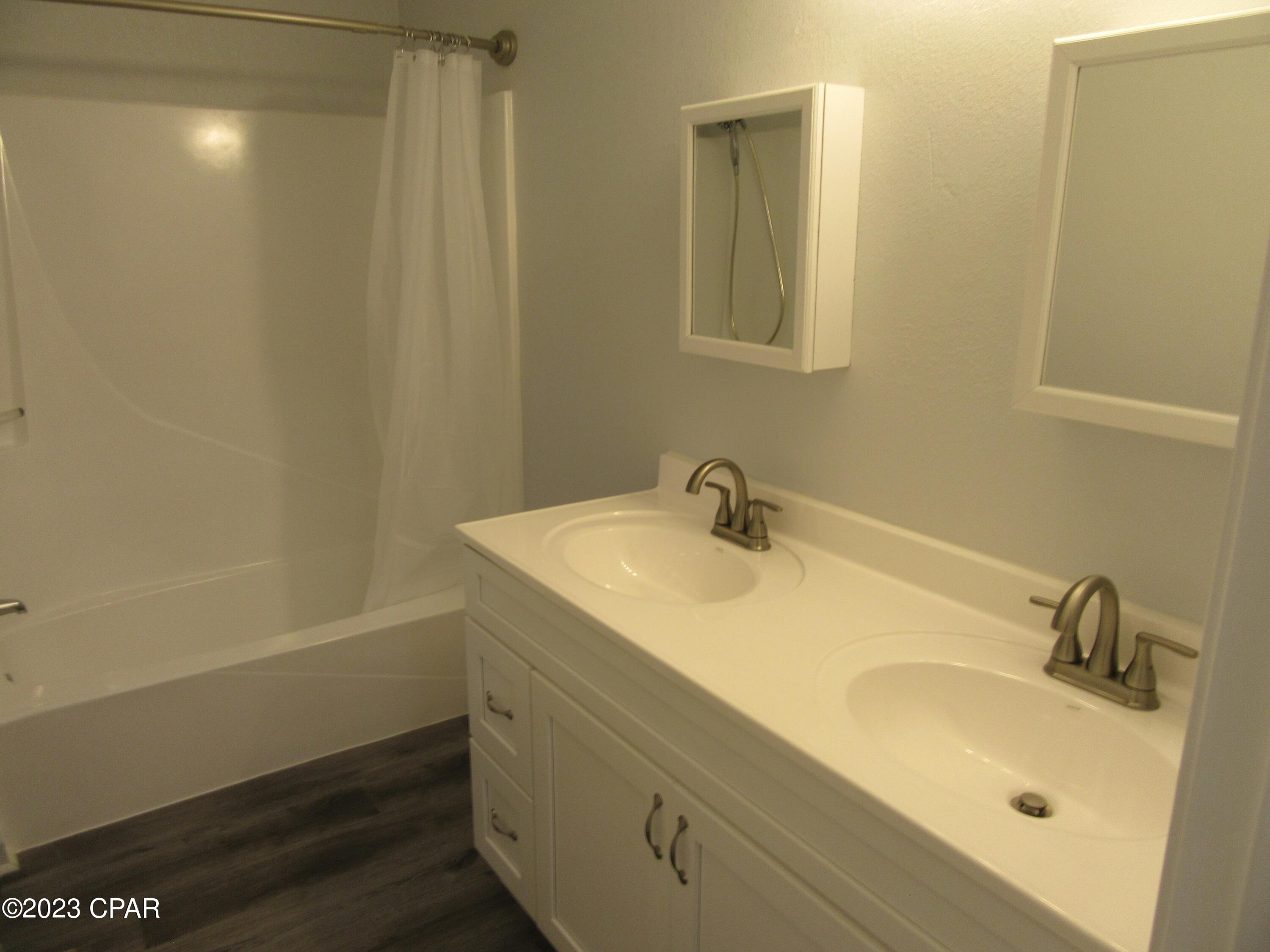 Image 22 For 134 Parker Village Circle