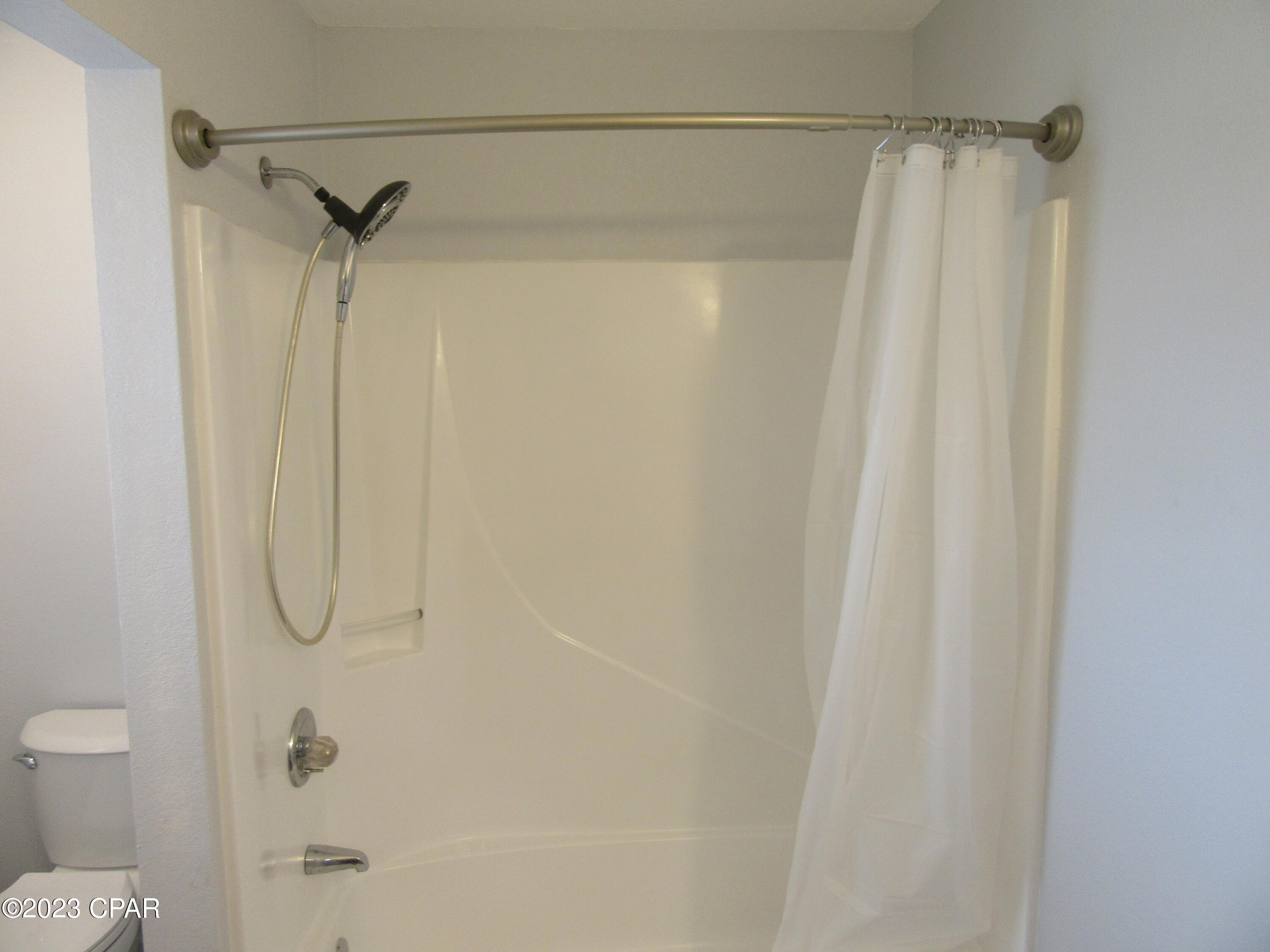 Image 24 For 134 Parker Village Circle