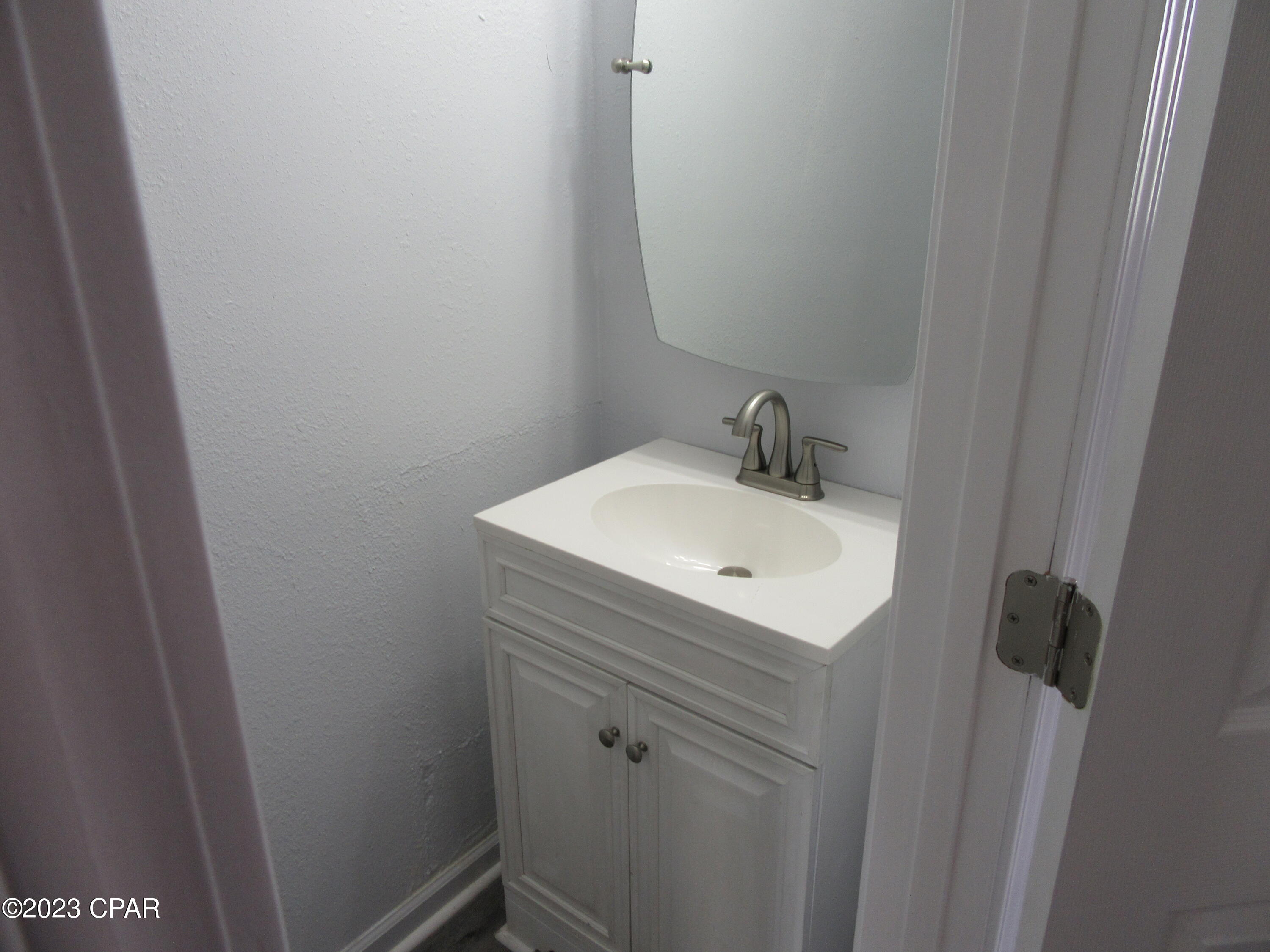 Image 32 For 134 Parker Village Circle