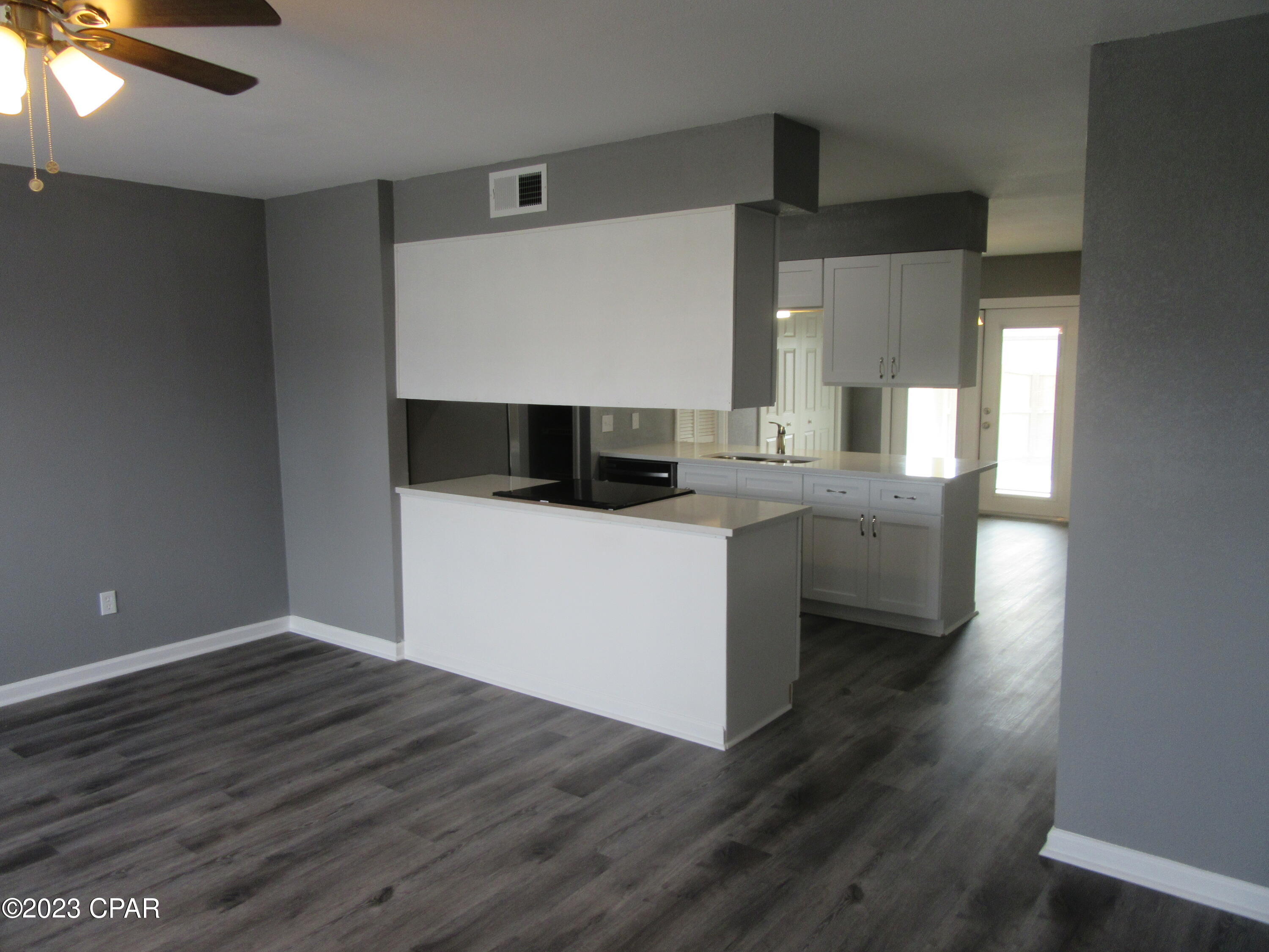 Image 5 For 134 Parker Village Circle