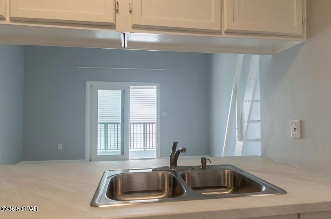 Image 7 For 3600 Thomas Drive D302