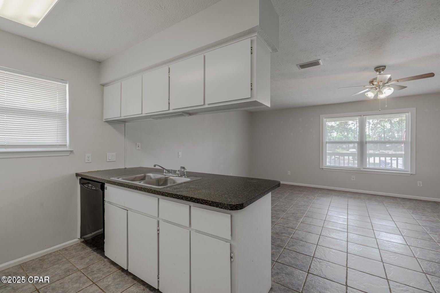 Image 7 For 7813 Lagoon Drive 4h