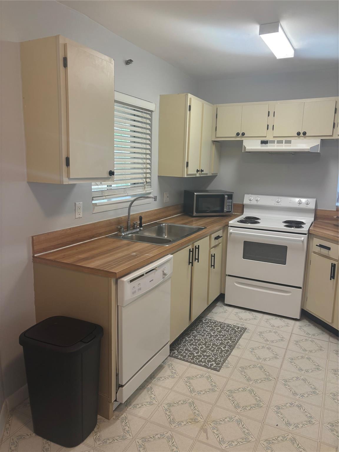 Homes for sale in Jupiter, FL | 6508 Chasewood Dr #H, Jupiter, FL 33458 | MLS# F10531503