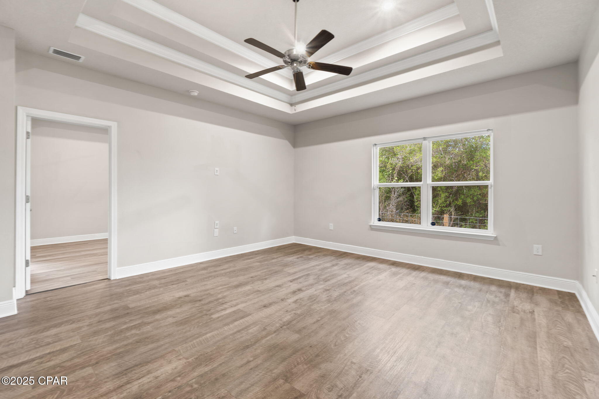 Image 12 For 397 Emerald Cove Street