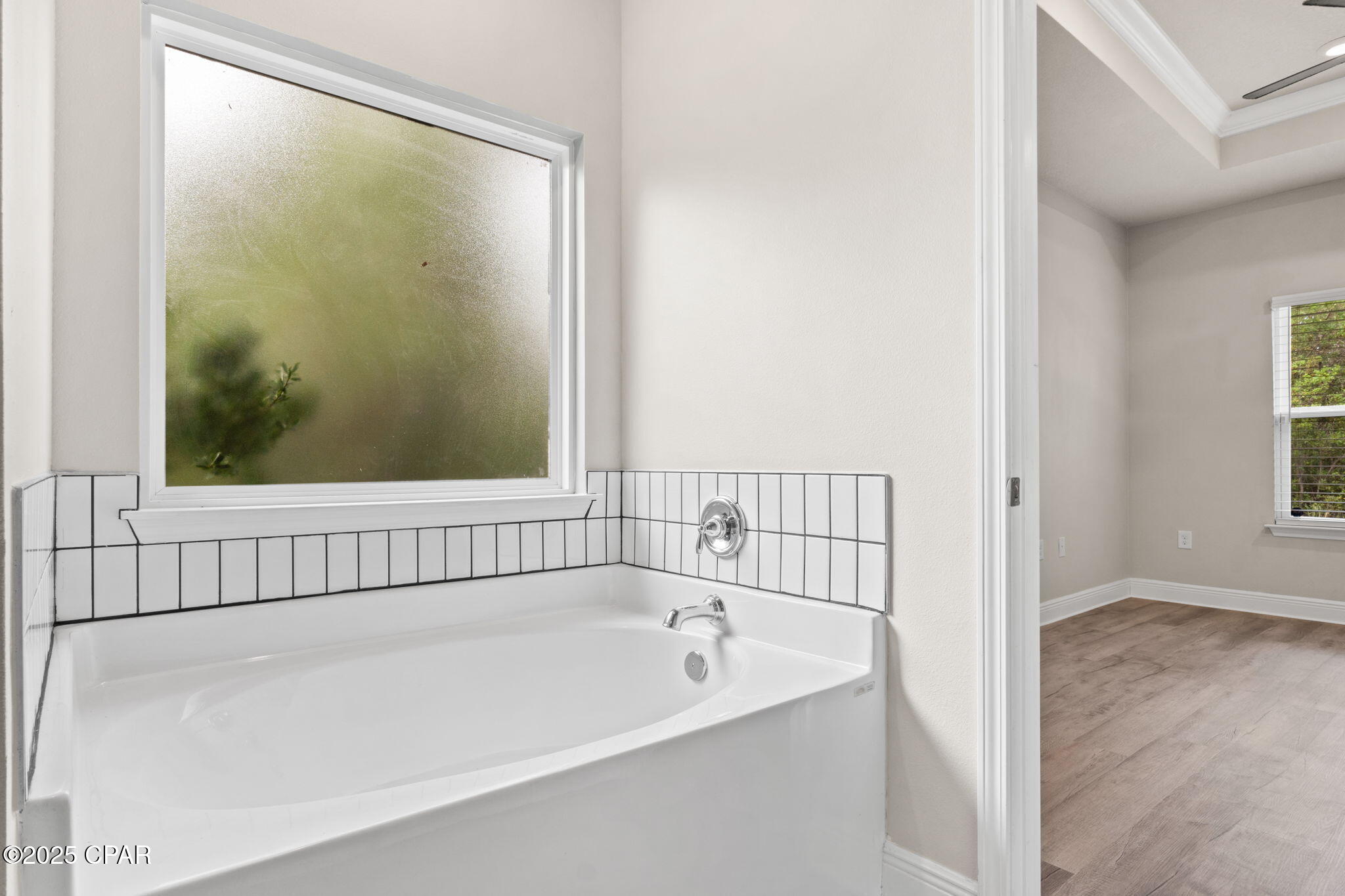 Image 14 For 397 Emerald Cove Street