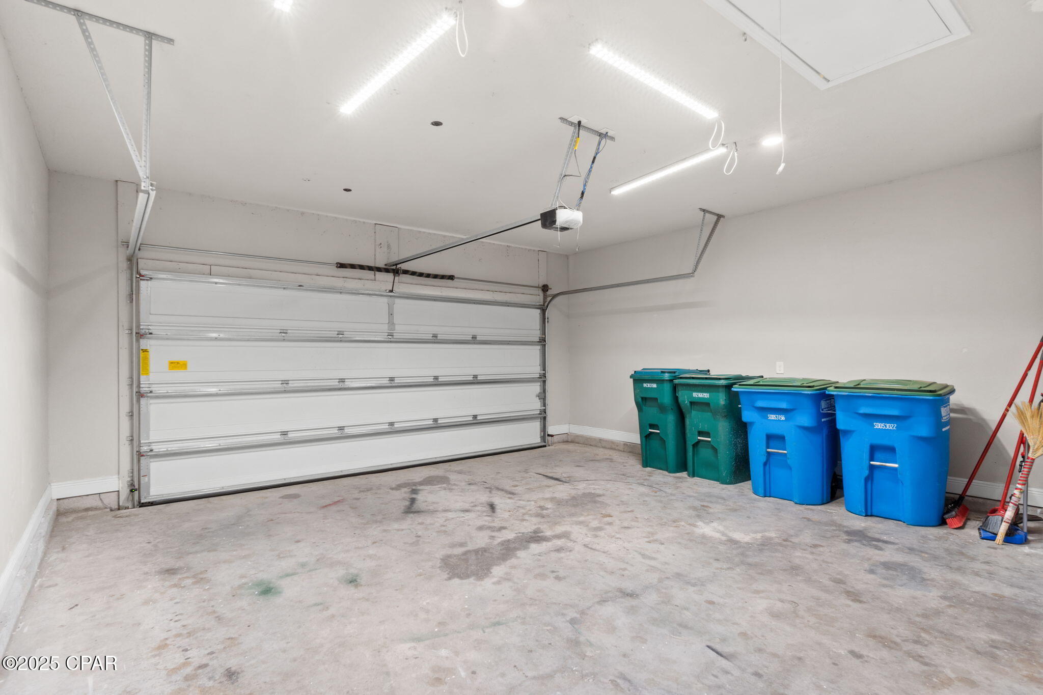 Image 25 For 397 Emerald Cove Street