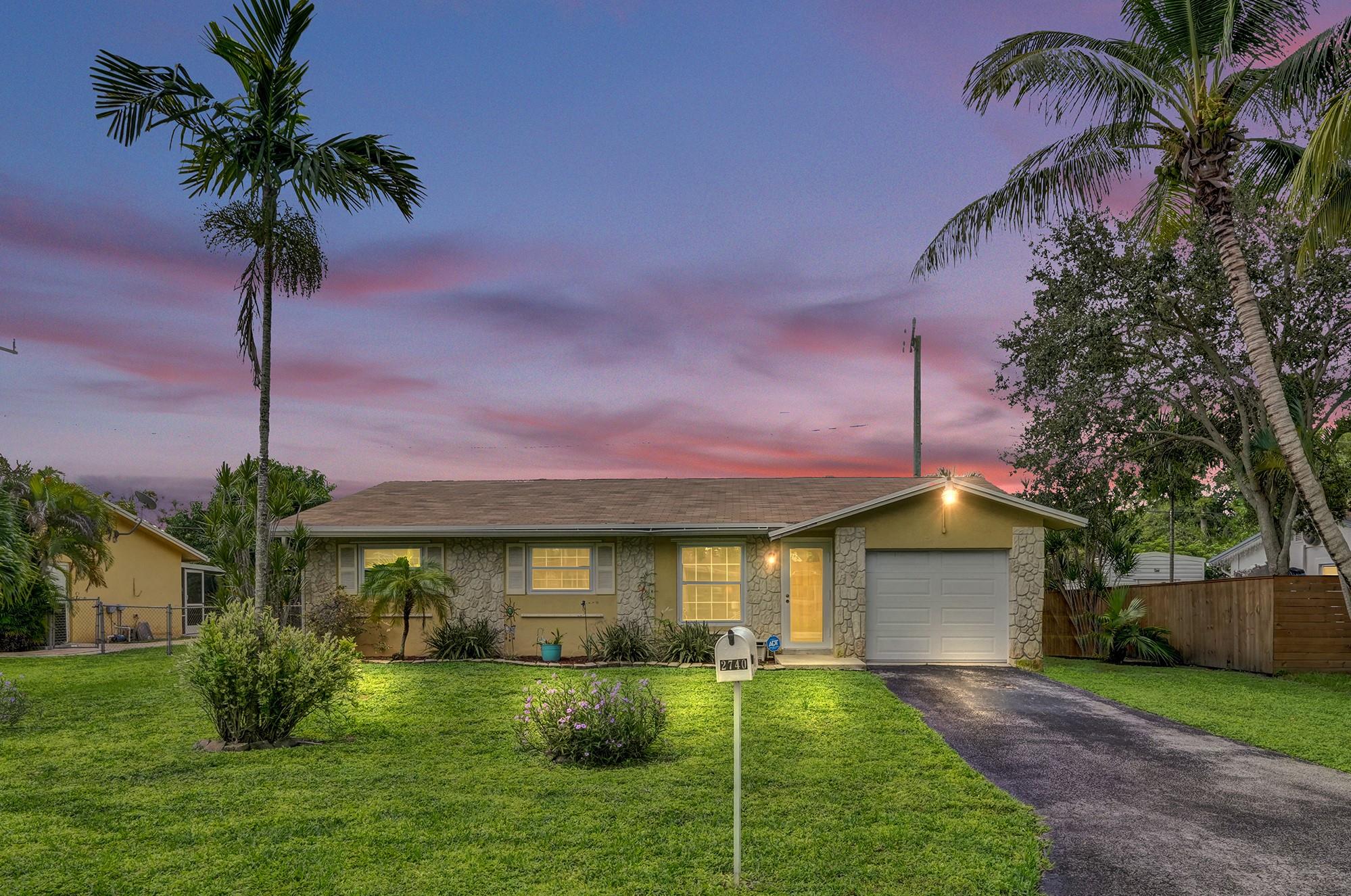 Lakewood Villas 76-18 B