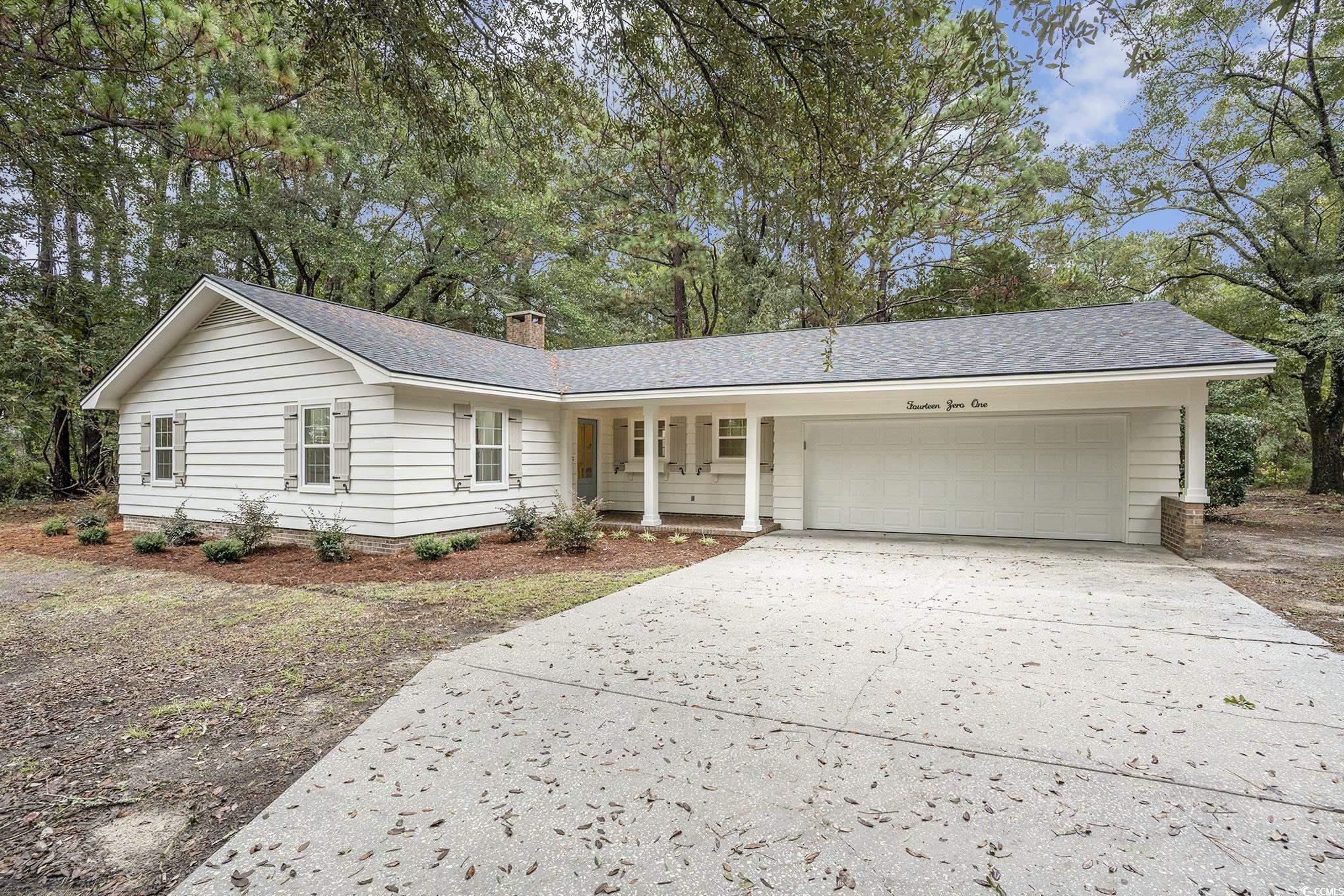 1401 Crooked Oak Dr. Pawleys Island, SC 29585