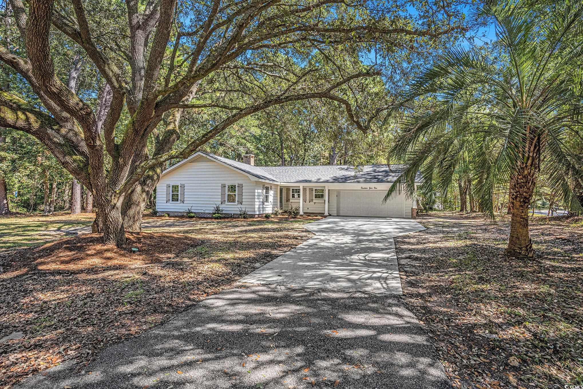 Homes for sale in Pawleys Island, SC | 1401 Crooked Oak Dr, Pawleys Island, SC 29585 | MLS# 2525020