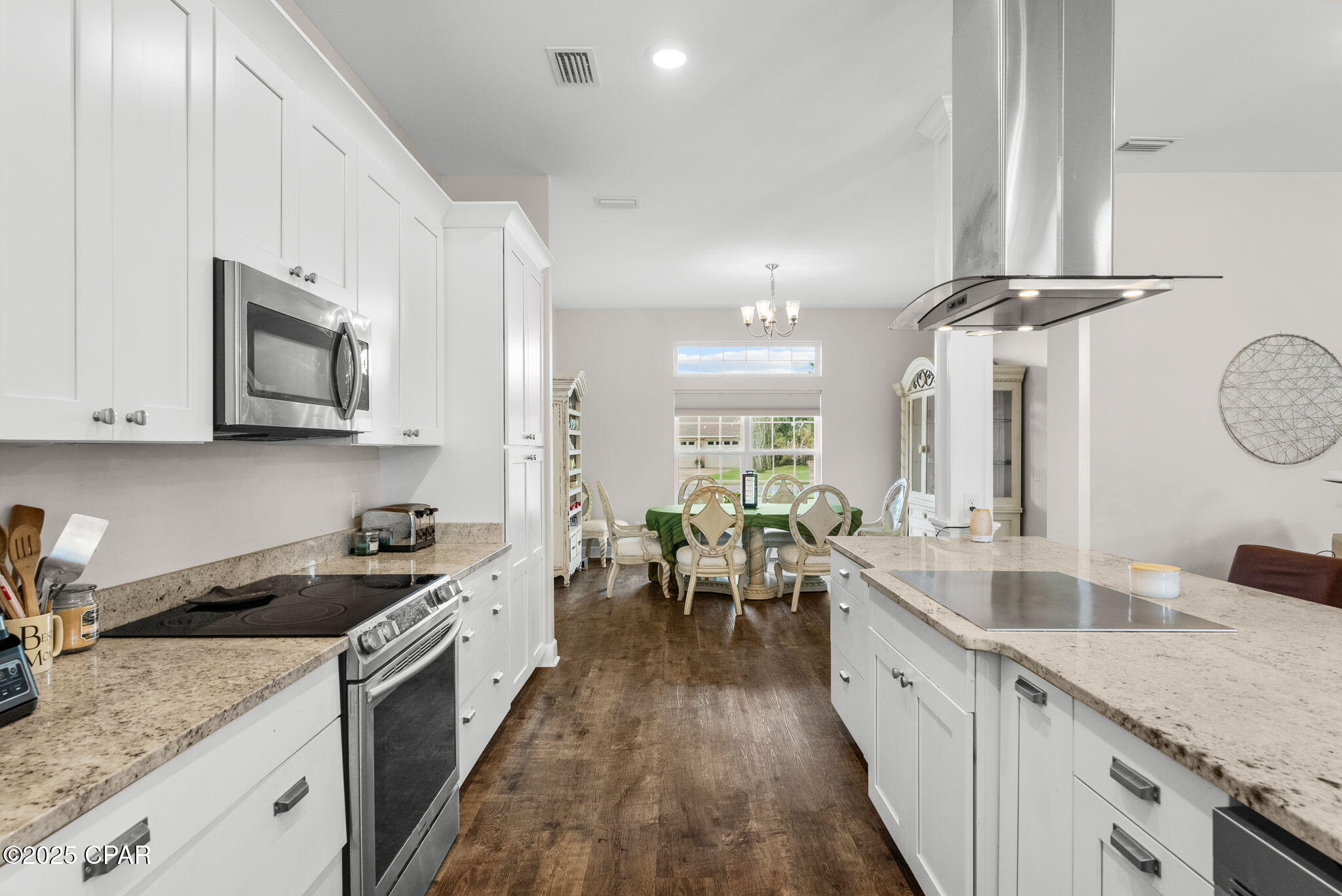 Image 18 For 1107 College Boulevard