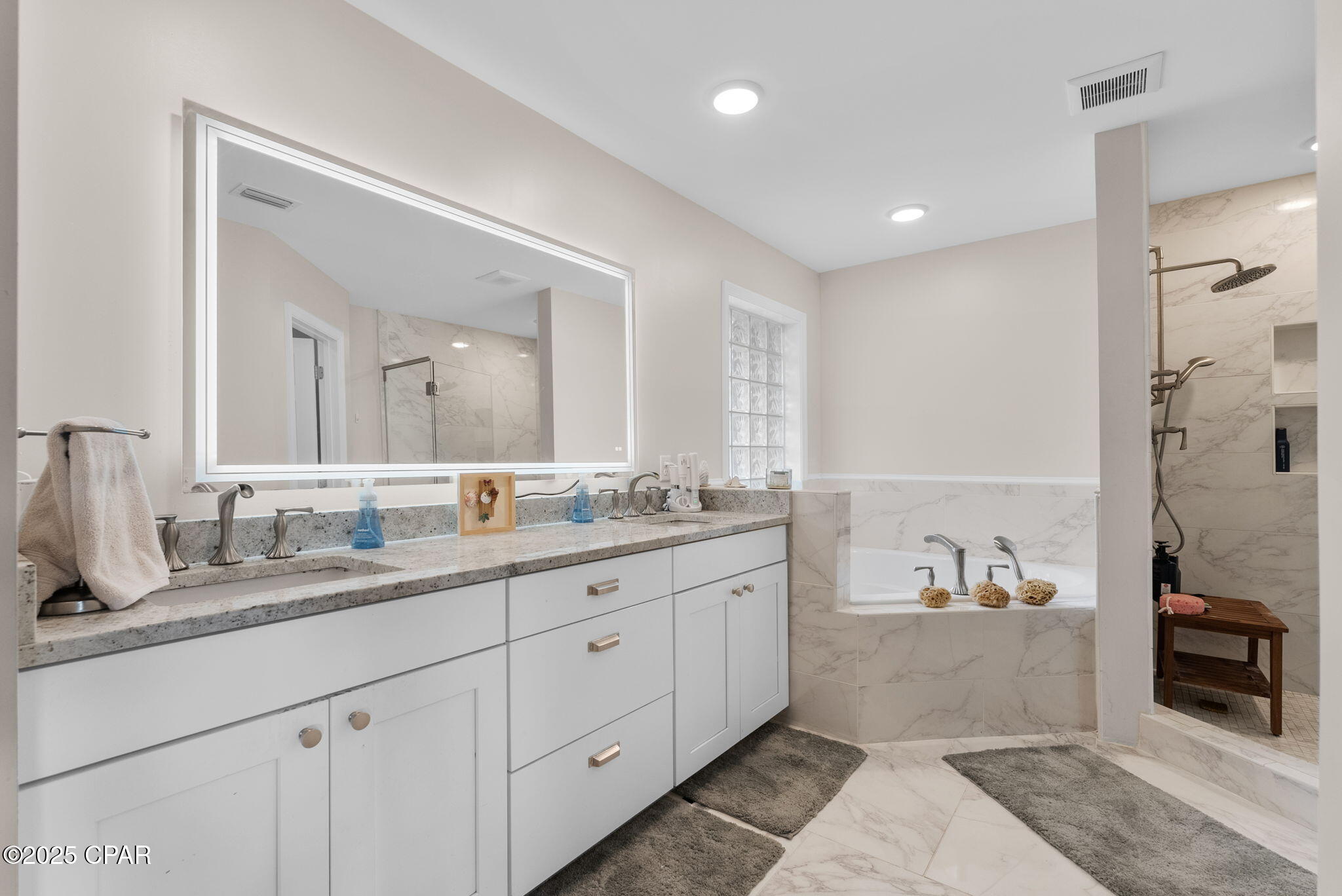 Image 26 For 1107 College Boulevard