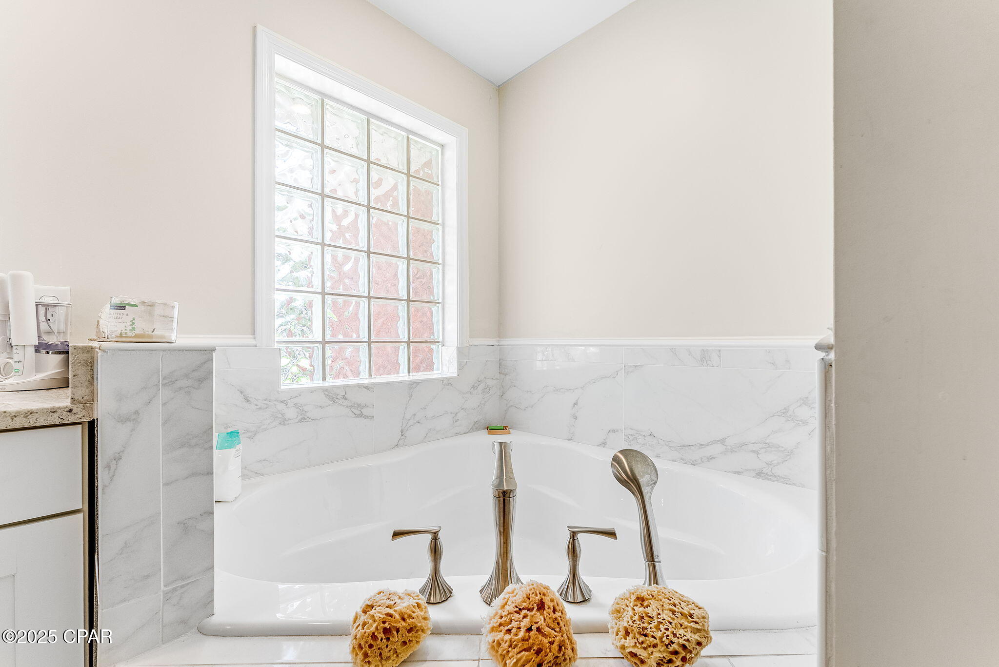 Image 30 For 1107 College Boulevard