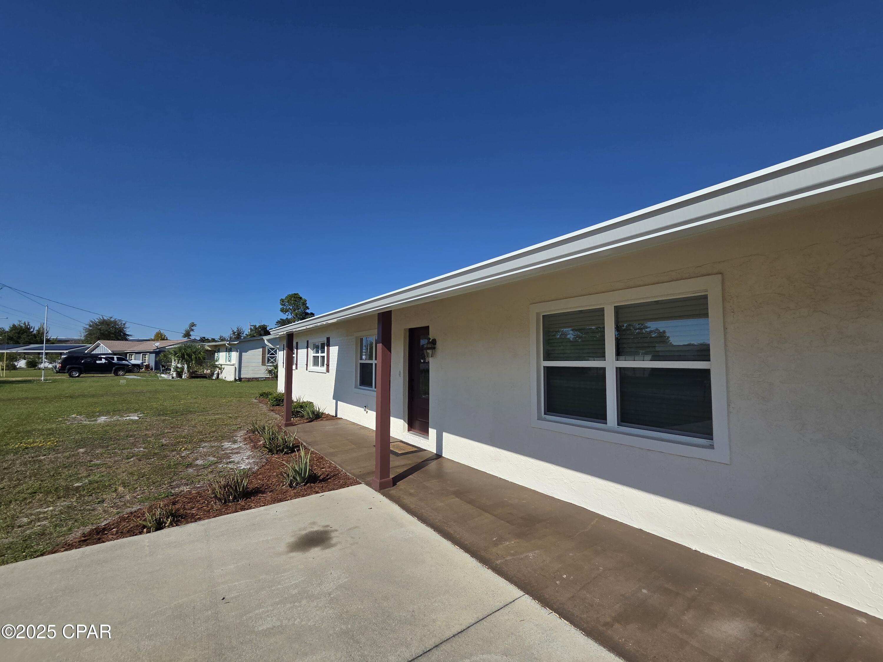 Image 2 For 5253 Collins Drive