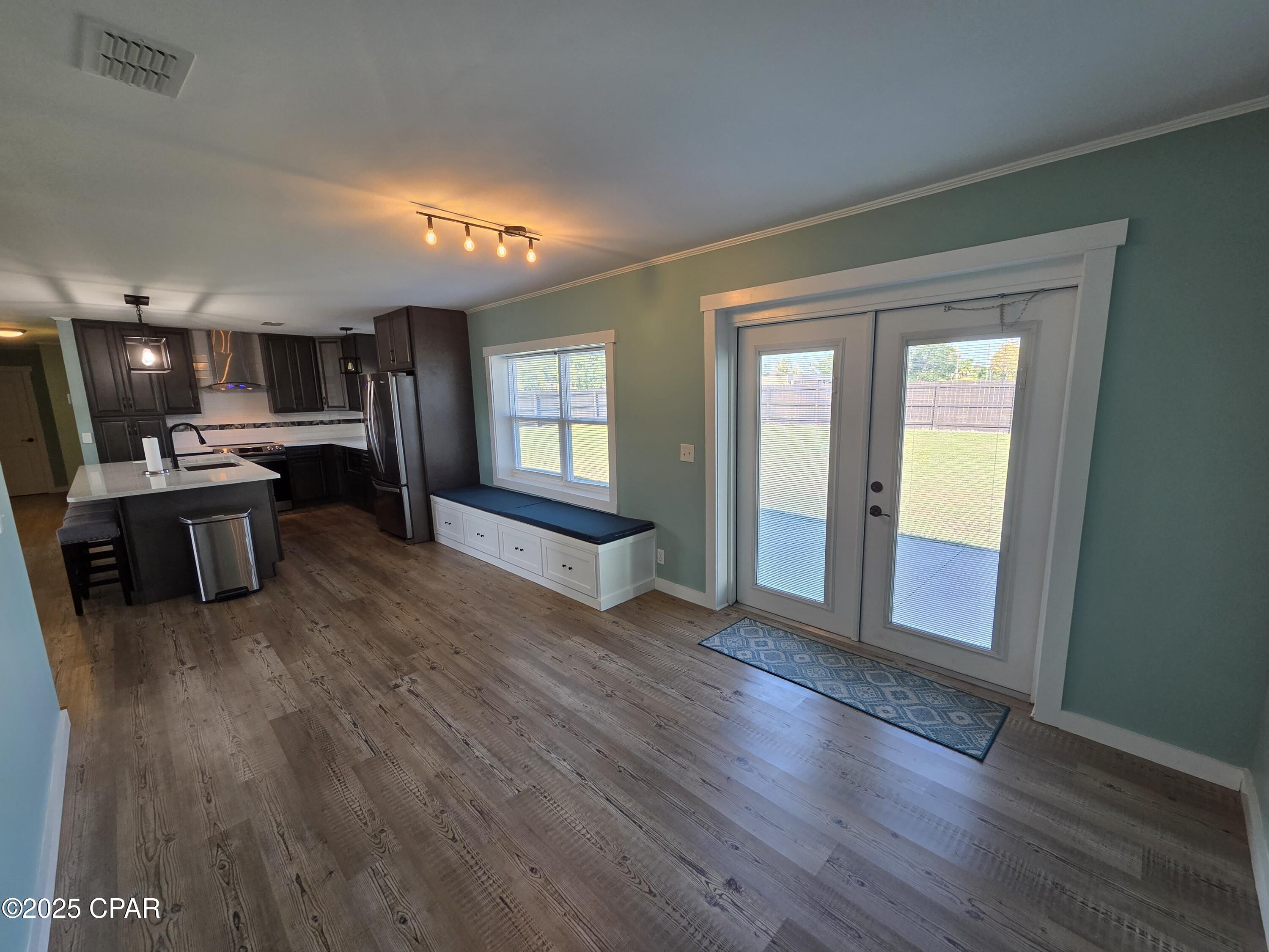 Image 9 For 5253 Collins Drive