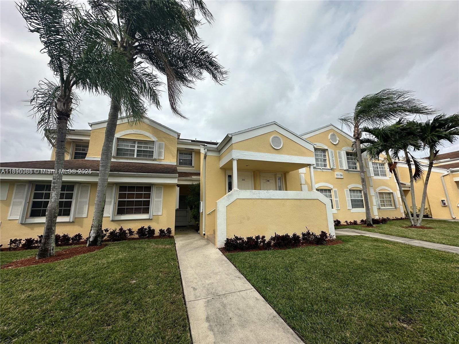 Keys Gate Condo No Seven
