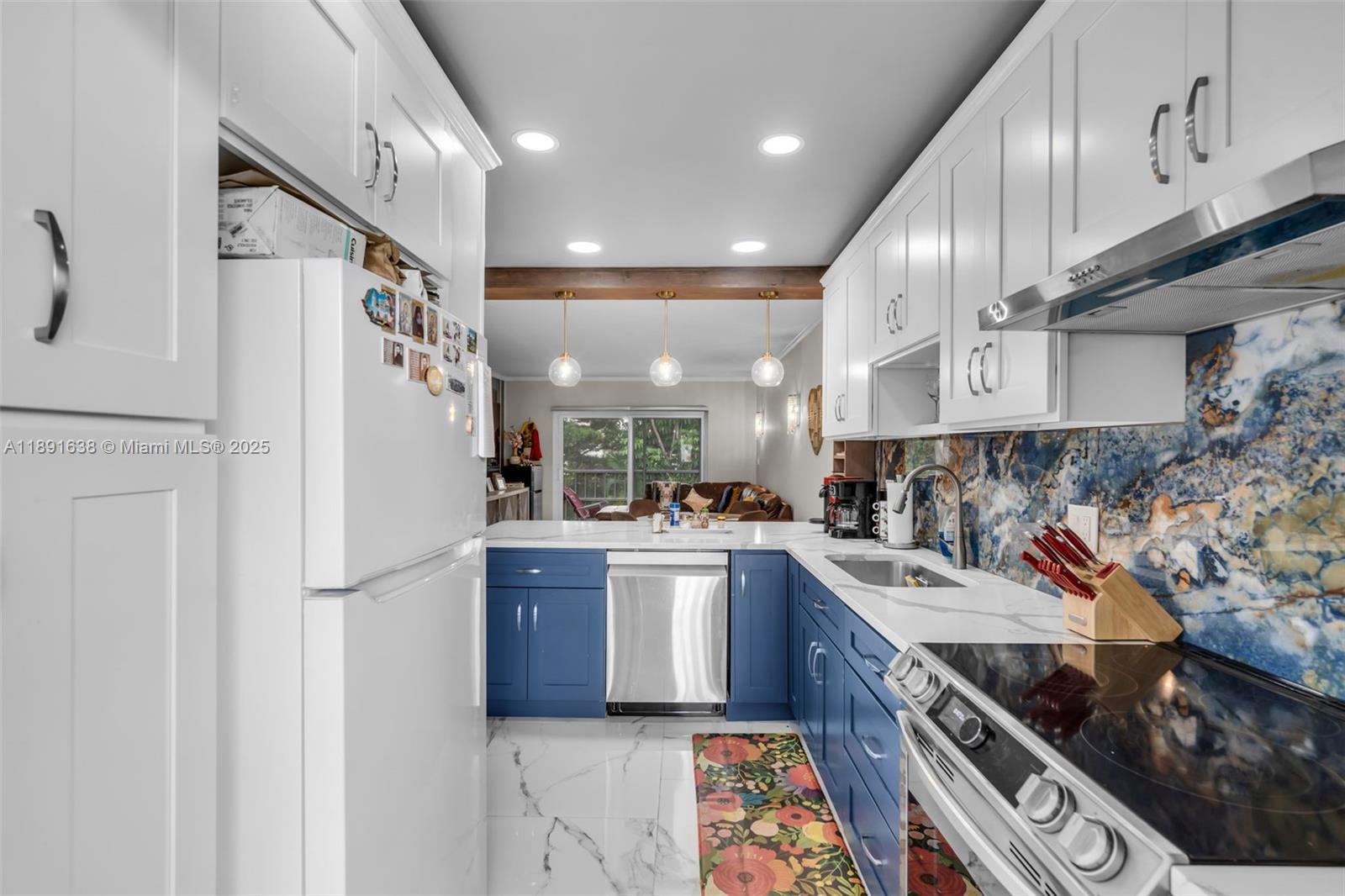 Hillcrest No 4 Condo