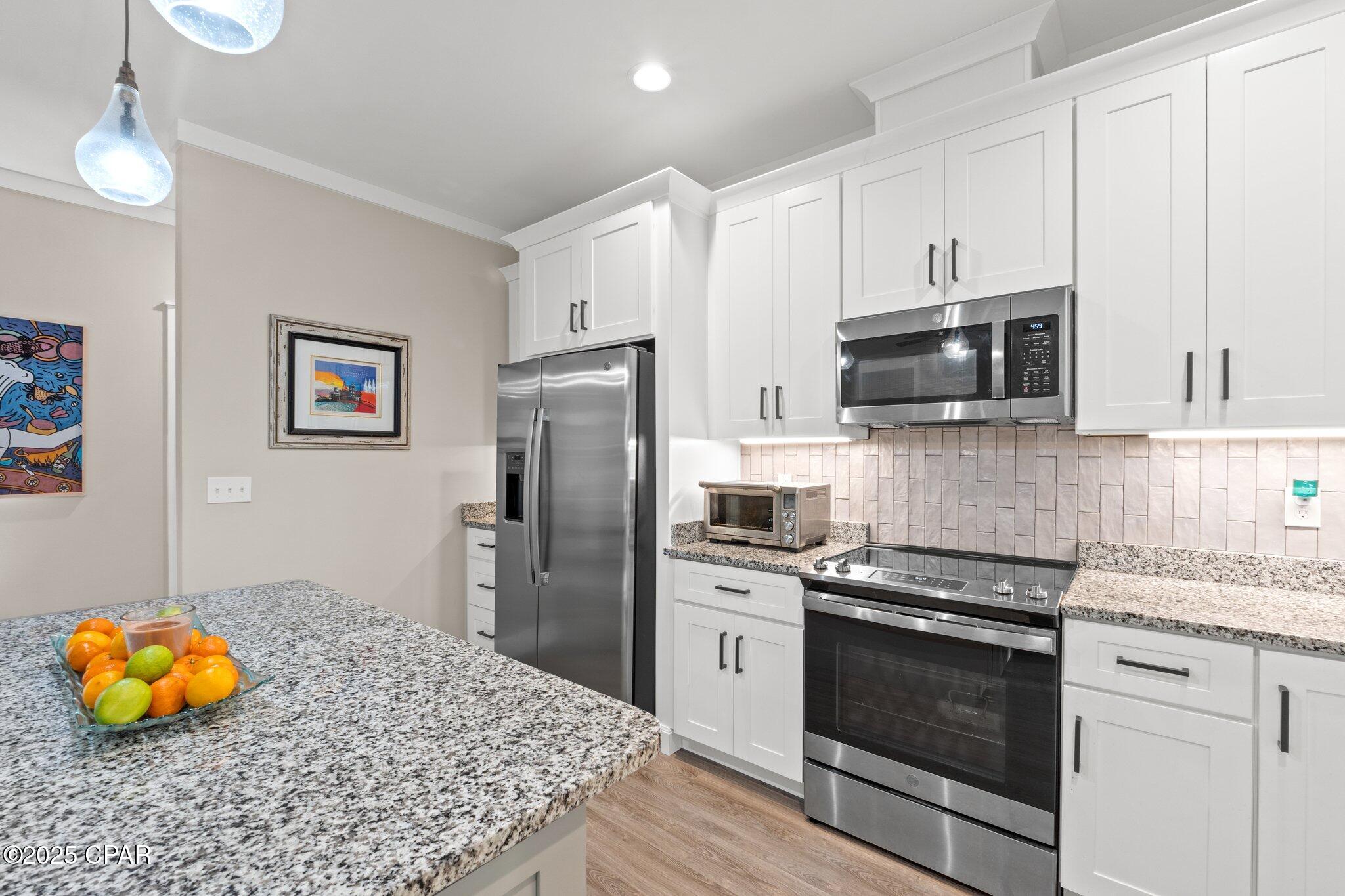 Image 19 For 108 St Charles Street