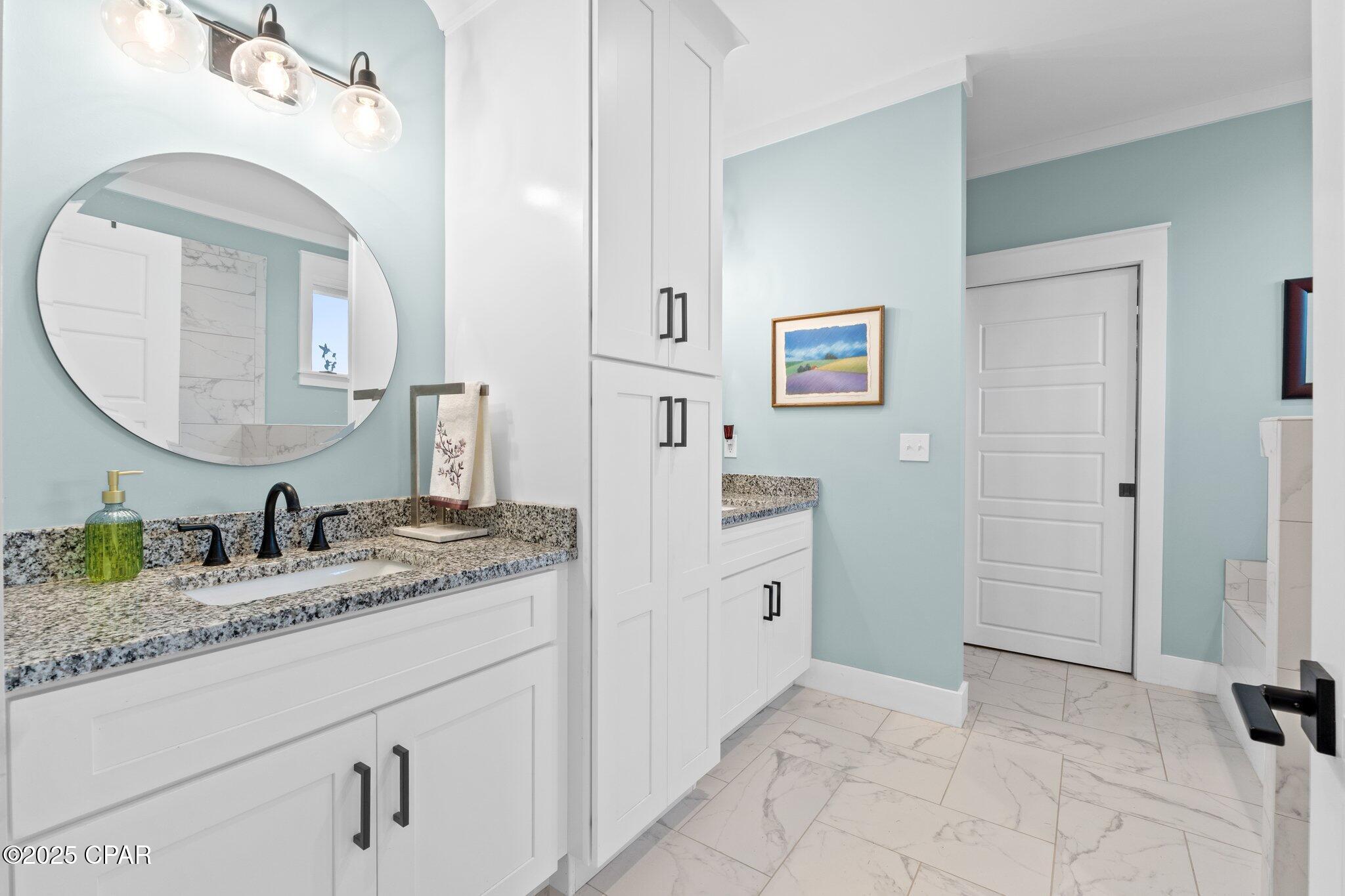 Image 34 For 108 St Charles Street