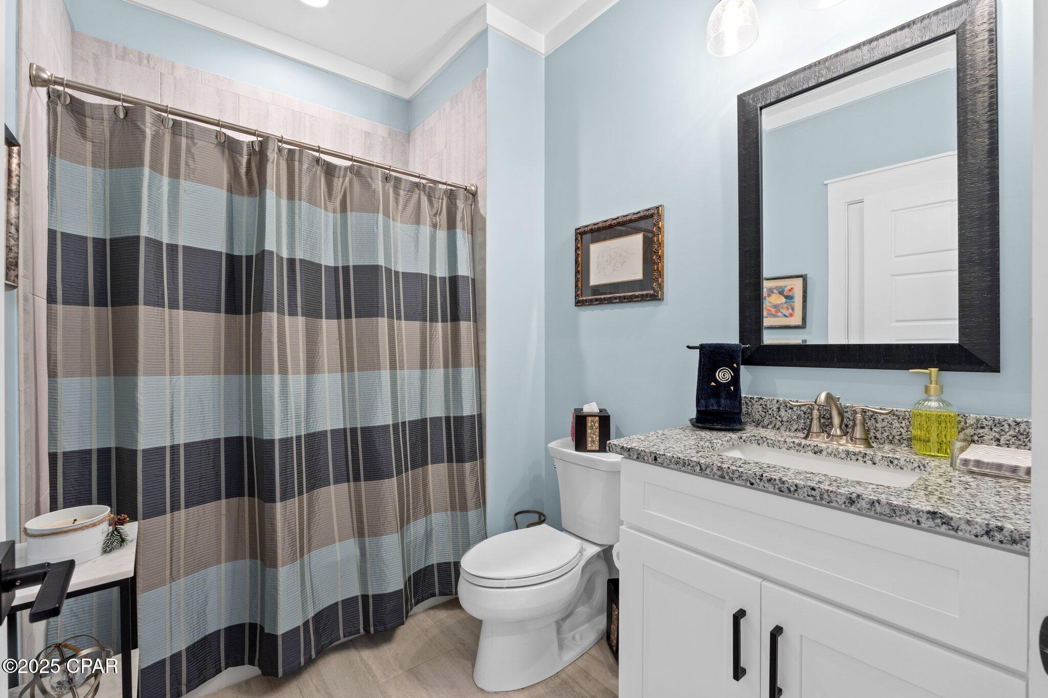 Image 49 For 108 St Charles Street