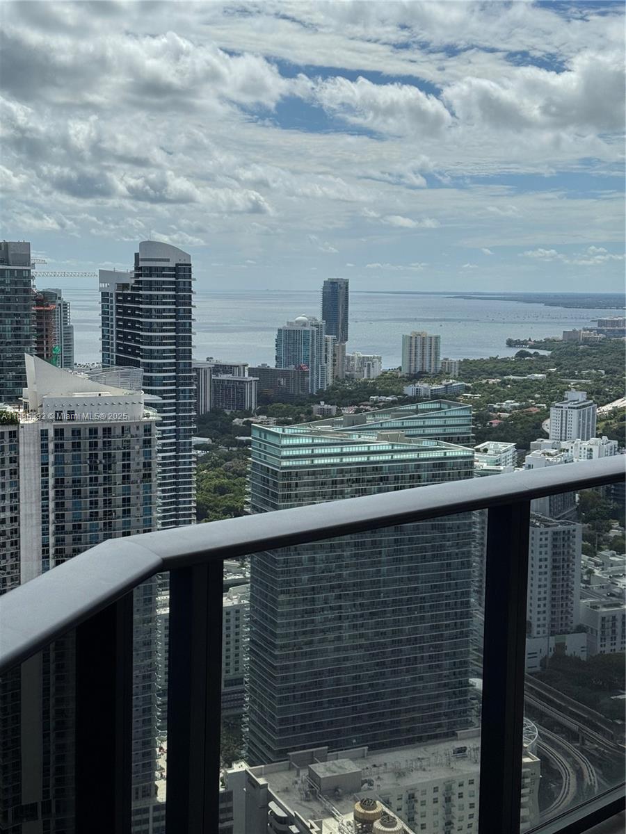Condo for Rent in Miami, FL