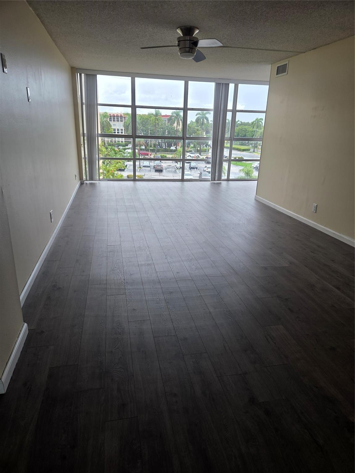 Desoto Park Condo
