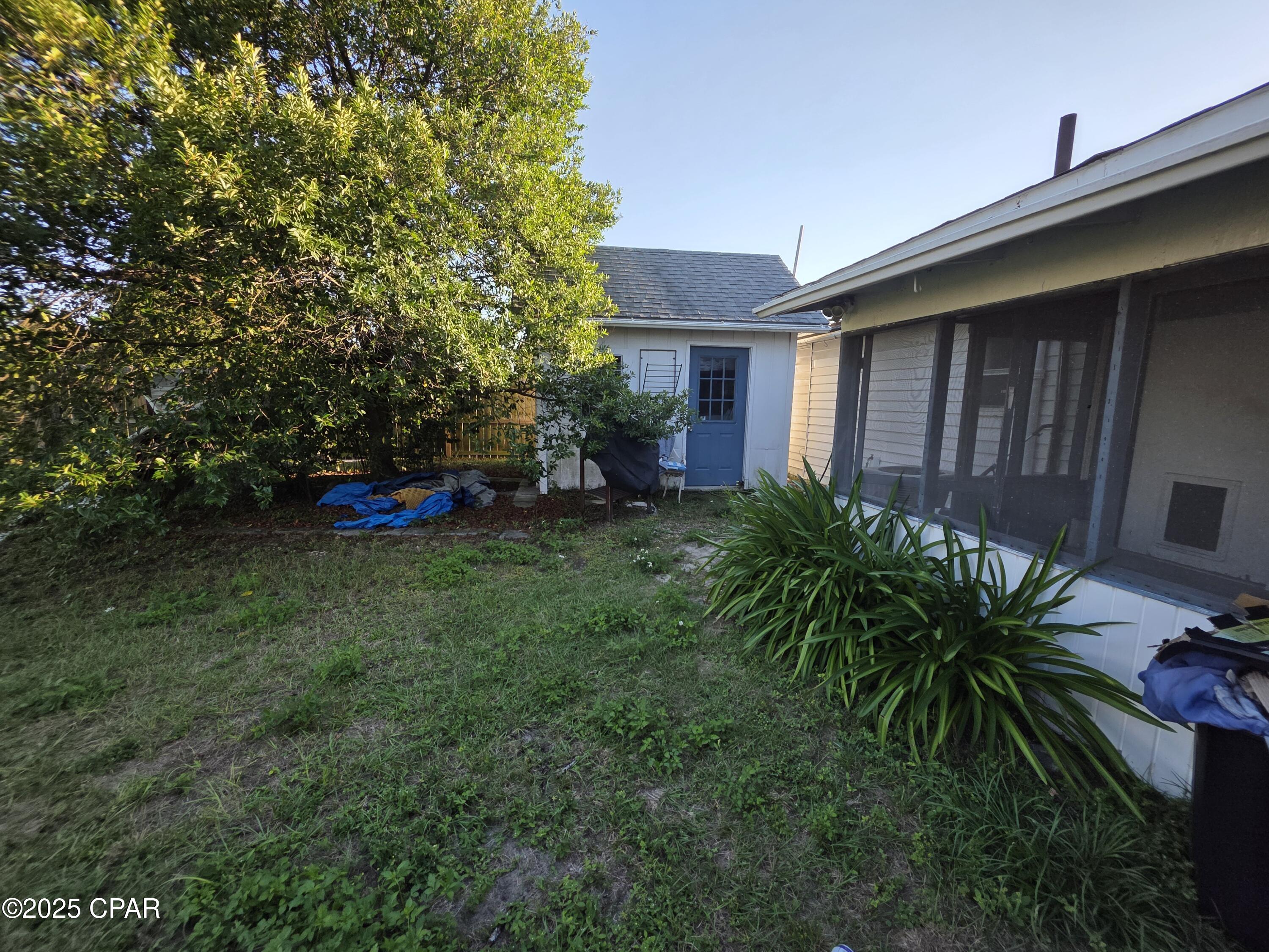 Image 21 For 228 East Avenue