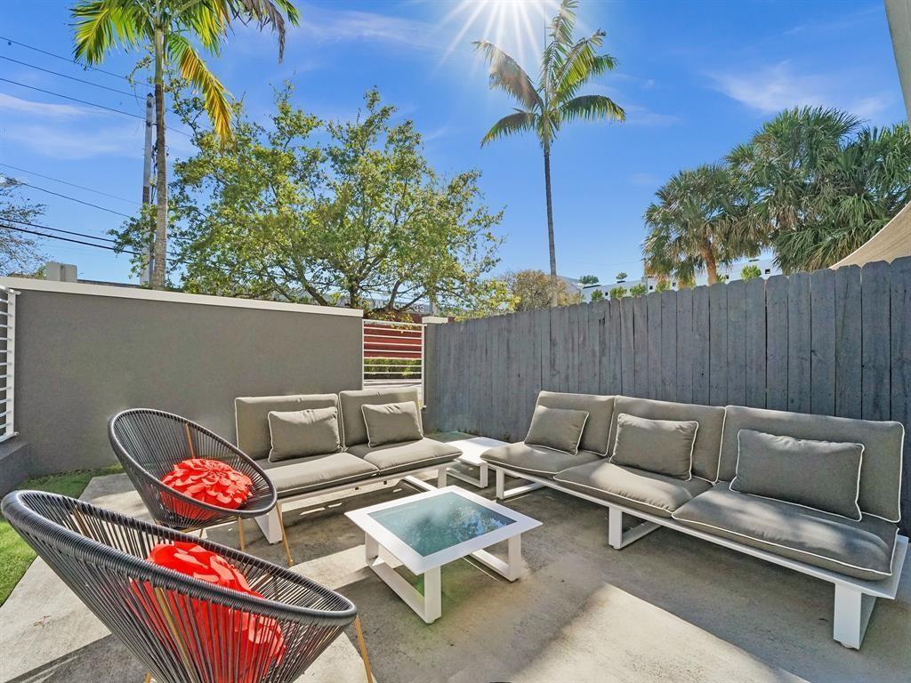 Homes for sale in Fort Lauderdale, FL | 703 Se 16Th Ct, Fort Lauderdale, FL 33316 | MLS# F10531145