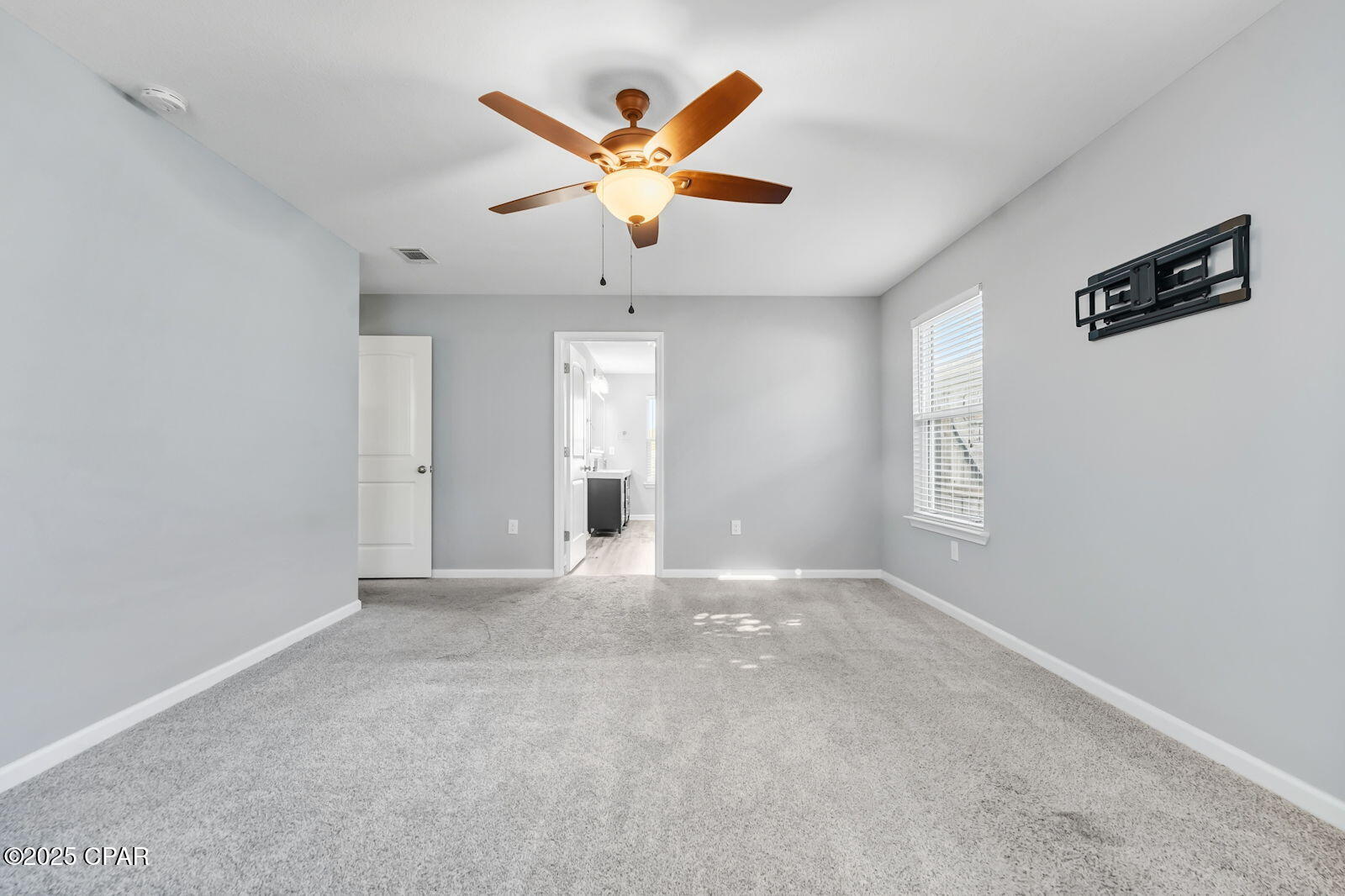 Image 12 For 7312 Port Place Street