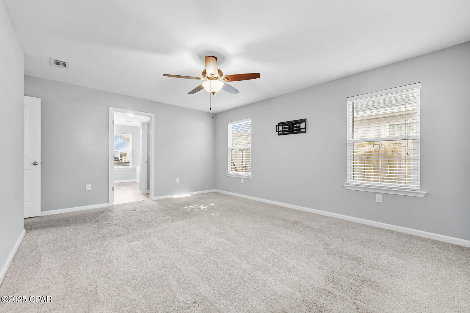 Image 14 For 7312 Port Place Street