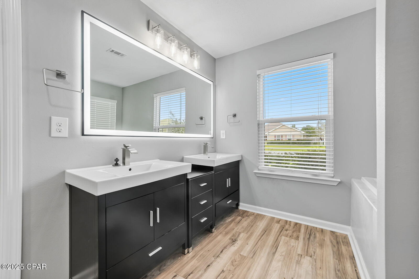 Image 35 For 7312 Port Place Street