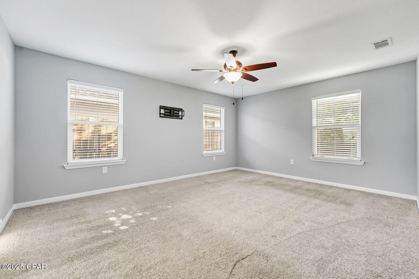 Image 9 For 7312 Port Place Street