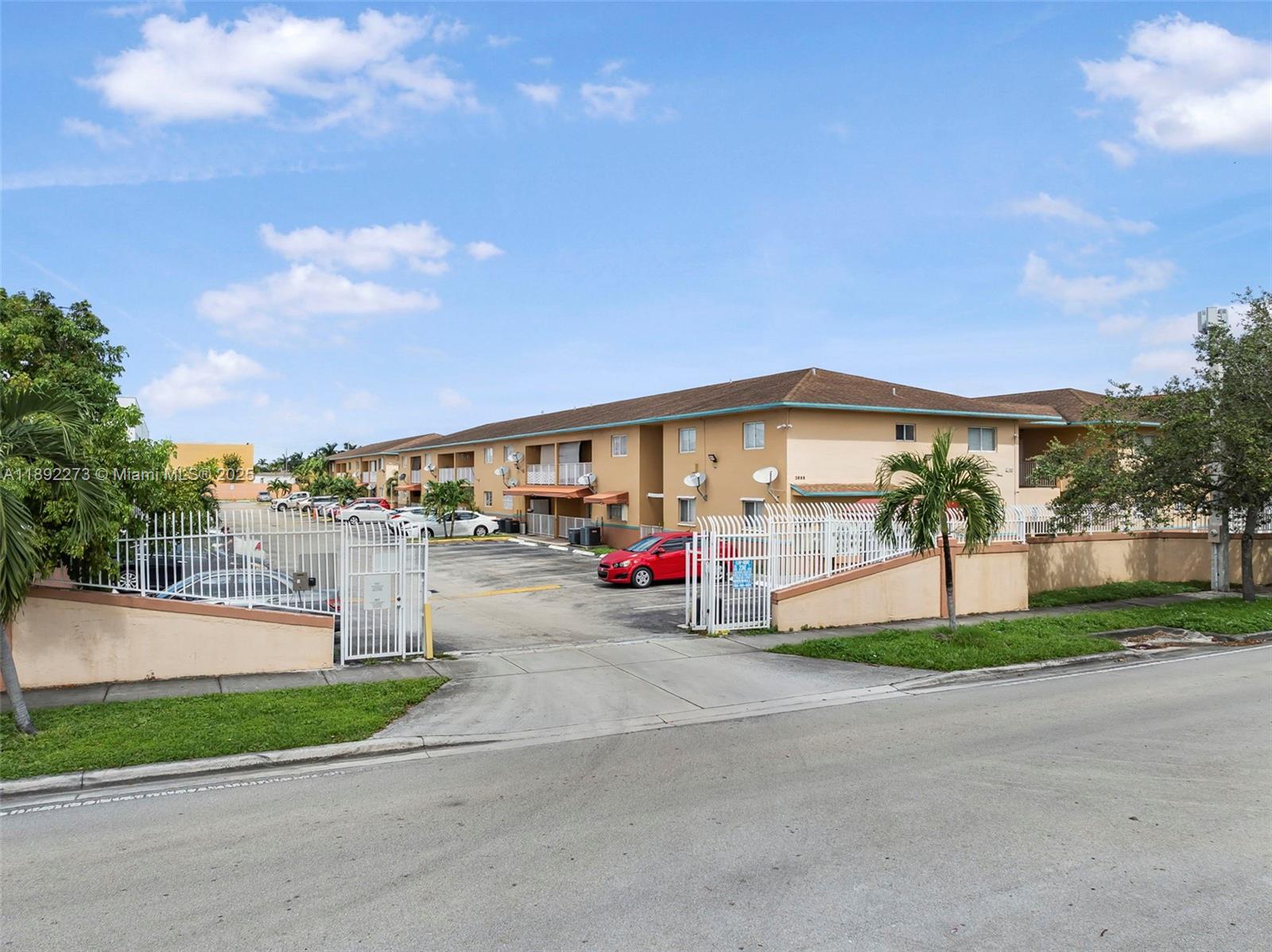 Homes for sale in Hialeah, FL | 2985 W 80Th St #109, Hialeah, FL 33018 | MLS# A11892273