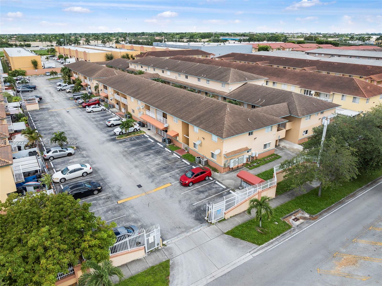 Homes for sale in Hialeah, FL | 2985 W 80Th St #109, Hialeah, FL 33018 | MLS# A11892273