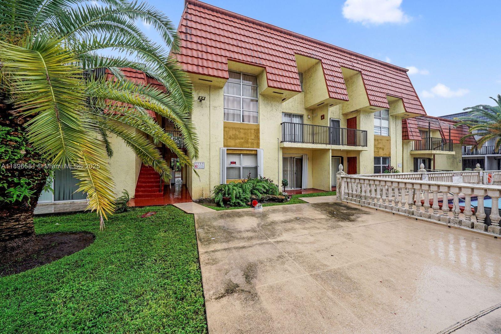 Los Palacios By Miami Lak