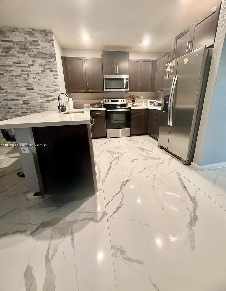 Homes for sale in Florida City, FL | 600 Ne 5 Terr, Florida City, FL 33034 | MLS# A11896587