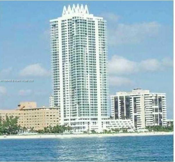 Condo for Sale in Miami Beach, FL