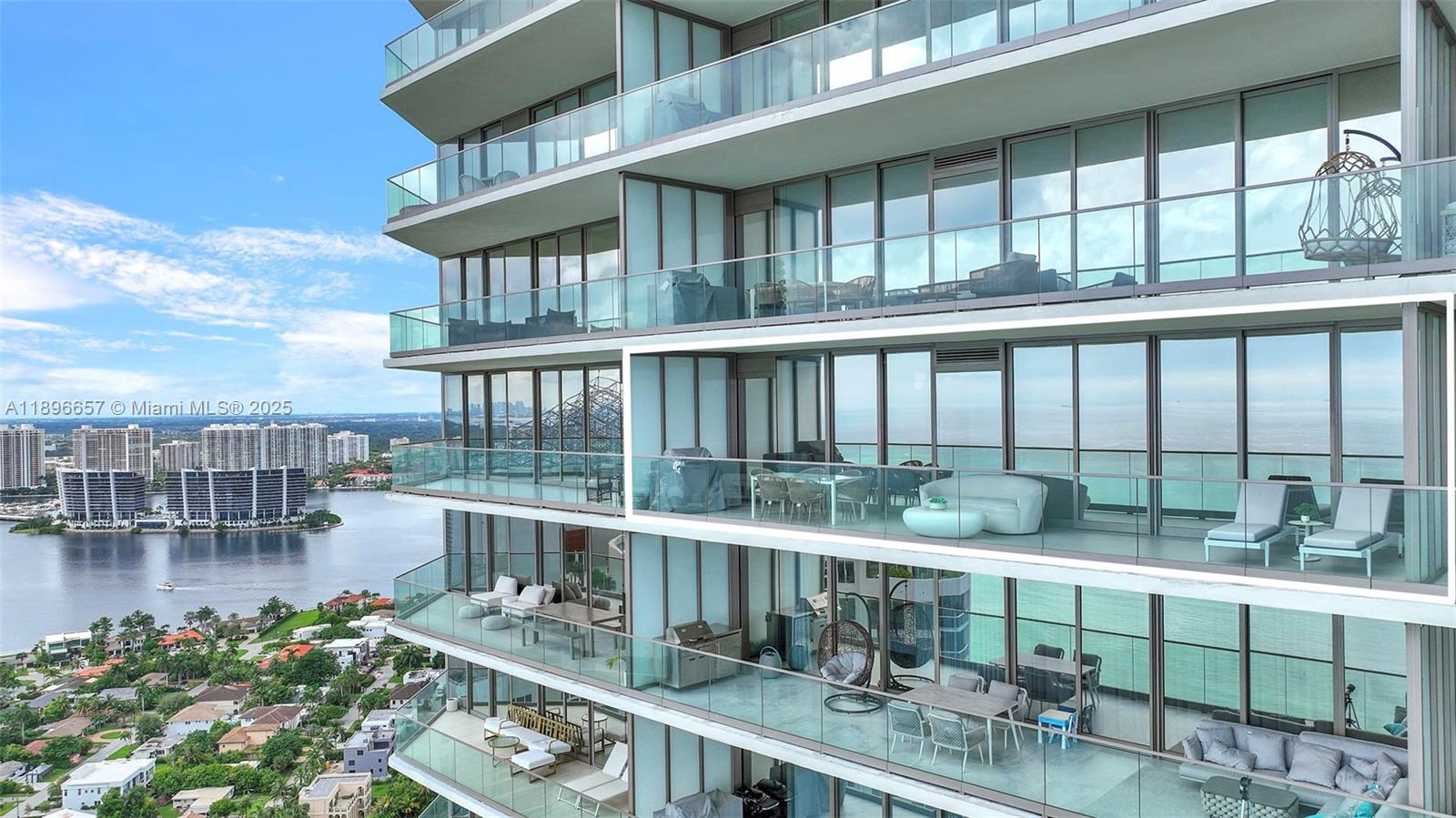 Condo for Sale in Sunny Isles Beach, FL